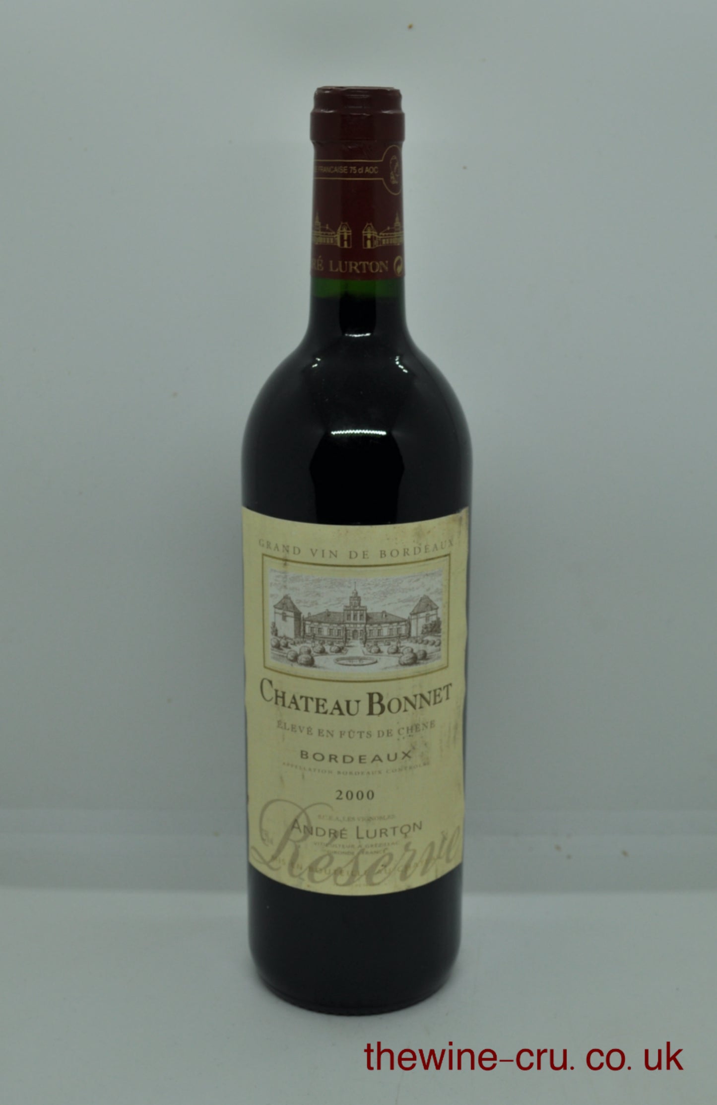 2000 vintage red wine. The bottle is in good condition. Immediate delivery. Free local delivery. Gift wrapping available