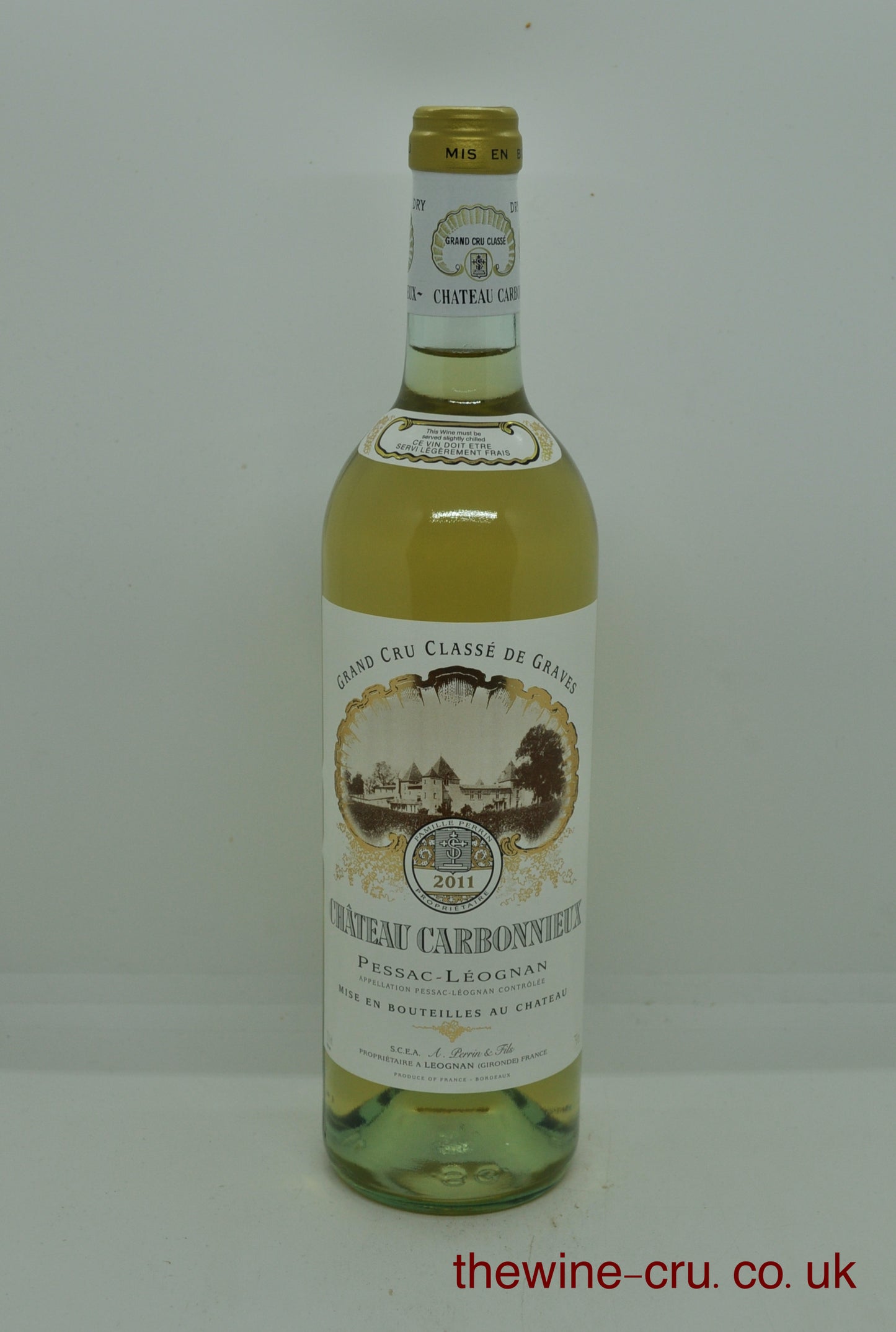2011 vintage white wine from Pessac-leognan. The bottle is in good condition. Immediate delivery. free local delivery. Gift wrapping available.