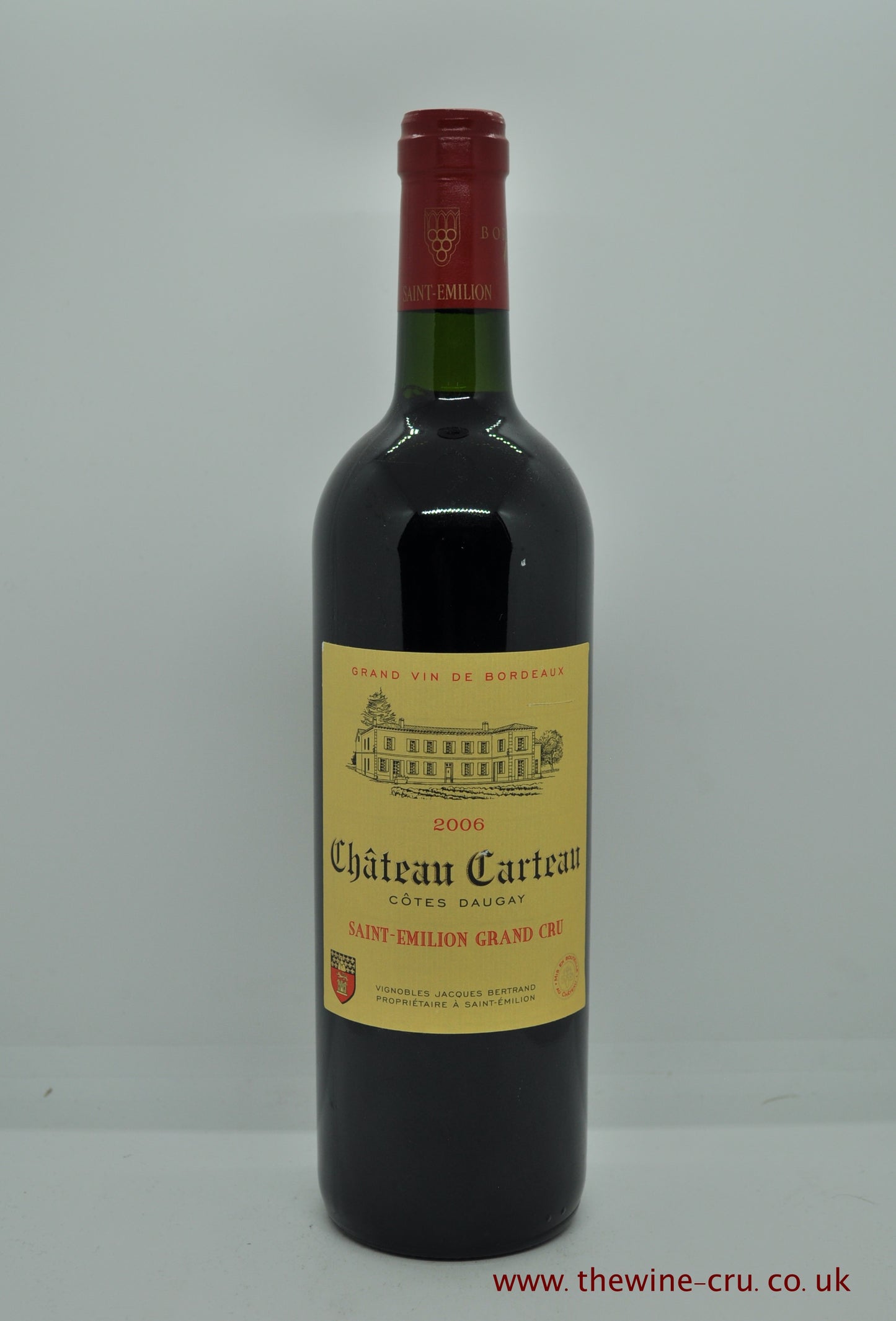 2006 vintage red wine. Chateau Carteau Cotes Daugay 2006. france, Bordeaux. The bottle is in excellent condition. Immediate delivery. Free local delivery. Gift wrapping available.