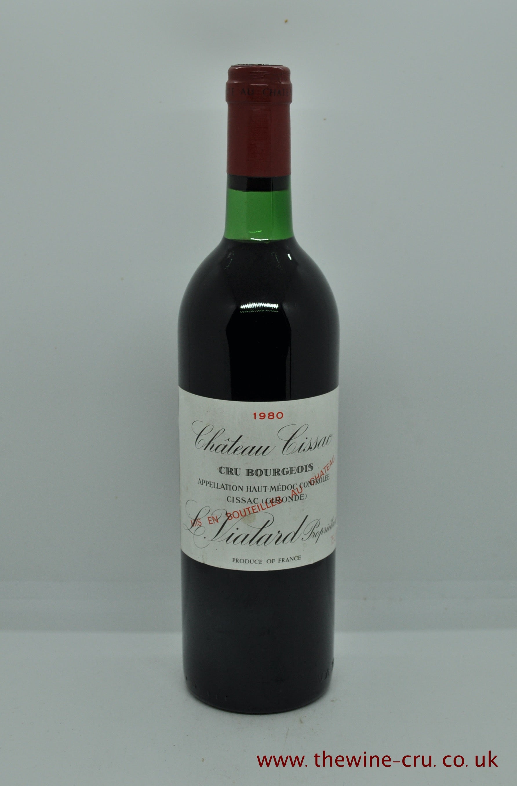1980 vintage red wine. The bottle is in good general condition with the wine level base of neck. Immediate delivery. Free local delivery. Gift wrapping available.