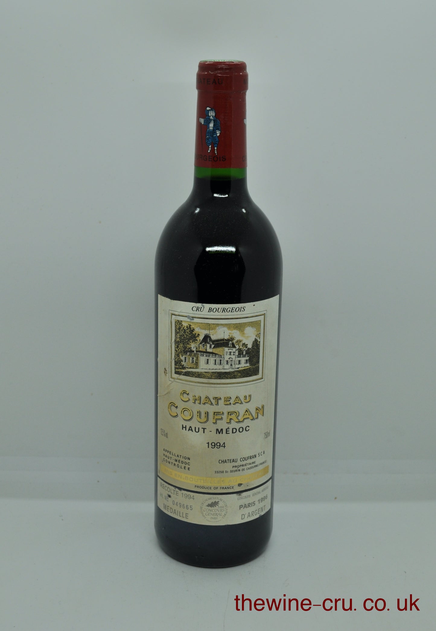 1994 vintage red wine. The bottle is in good condition. The label is a little bin soiled. Immediate delivery. Free local delivery. Gift wrapping available.