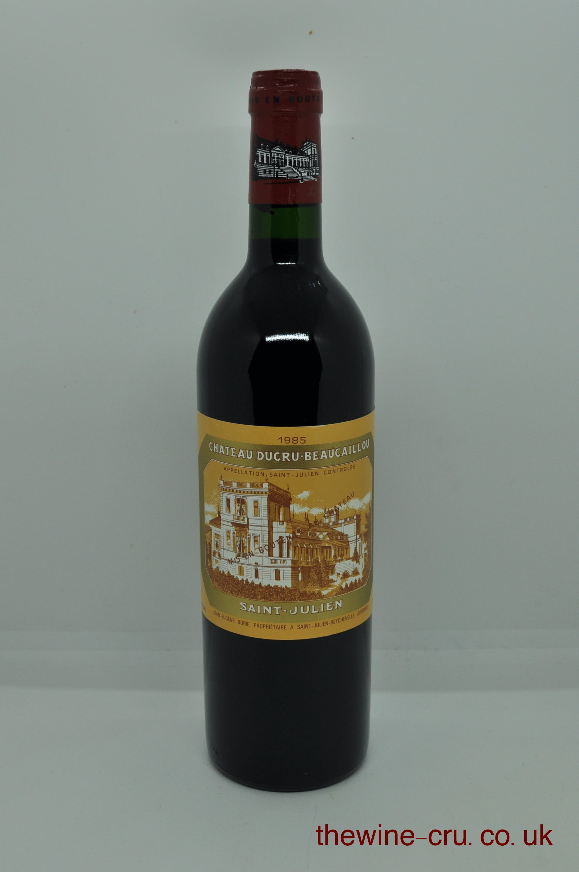 1985 vintage red wine. The bottle is in excellent condition having been professionally stored until recently. Immediate delivery. Free local delivery. Gift wrapping available.