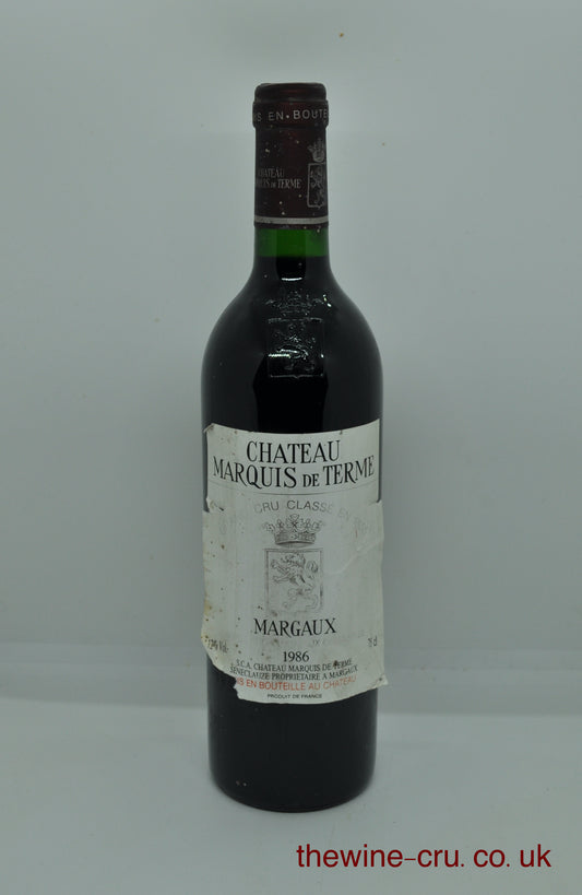 1986 vintage red wine. The label is a little scrappy, but all important information visible and the wine level is in neck. Immediate delivery. Free local delivery. Gift wrapping available.