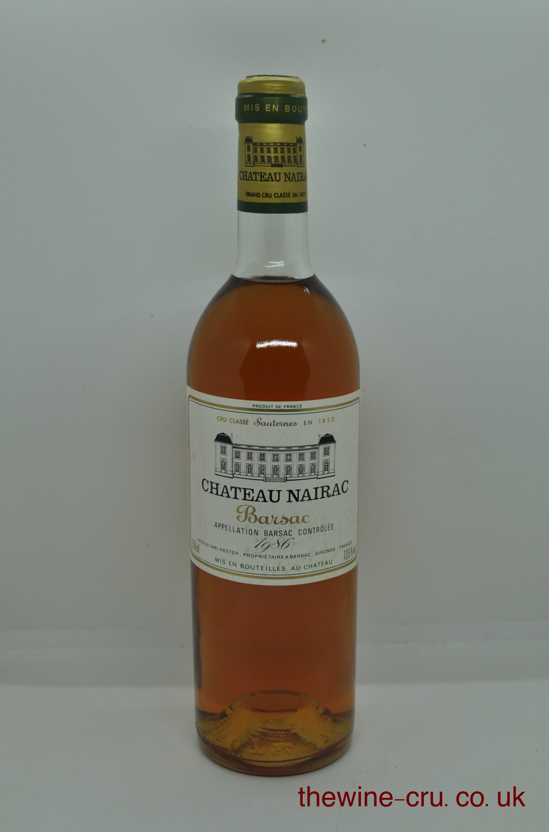 1986 vintage sweet white wine. The bottle is in good condition with the wine level being base of neck. Immediate delivery. Free local delivery. Gift wrapping available.