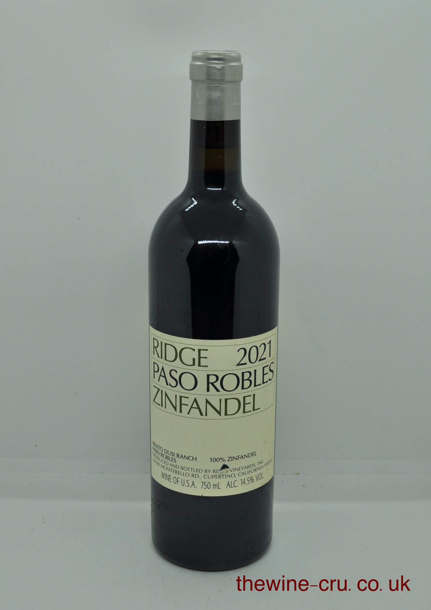 2021 vintage red wine. The bottle is in good condition. Immediate delivery. Free local delivery. Gift wrapping available.