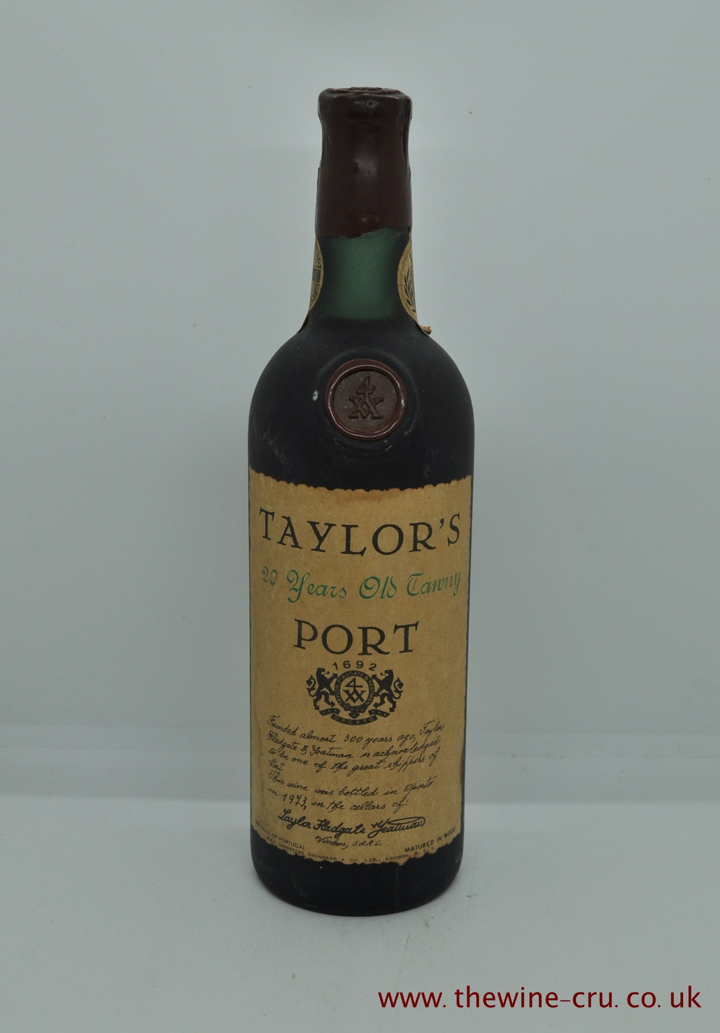 20 year old Tawny Port bottled in 1973. The bottle is in general good condition. Immediate delivery. Free local delivery. Gift wrapping available.