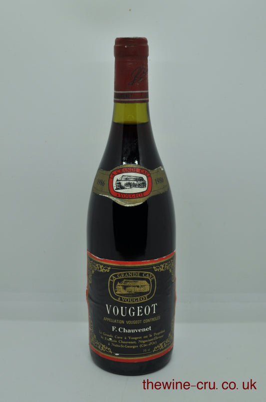 1986 vintage red wine. The bottle is in good condition. Immediate delivery. Free local delivery. Gift wrapping available.