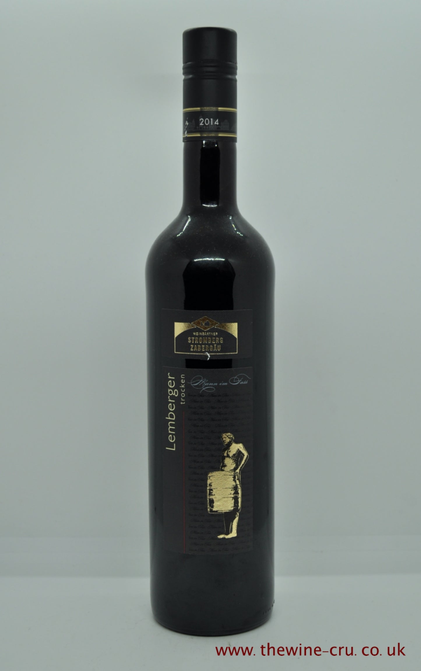 2014 vintage red wine from Germany. The bottle is in excellent condition. Immediate delivery. Free local delivery. Gift wrapping available.