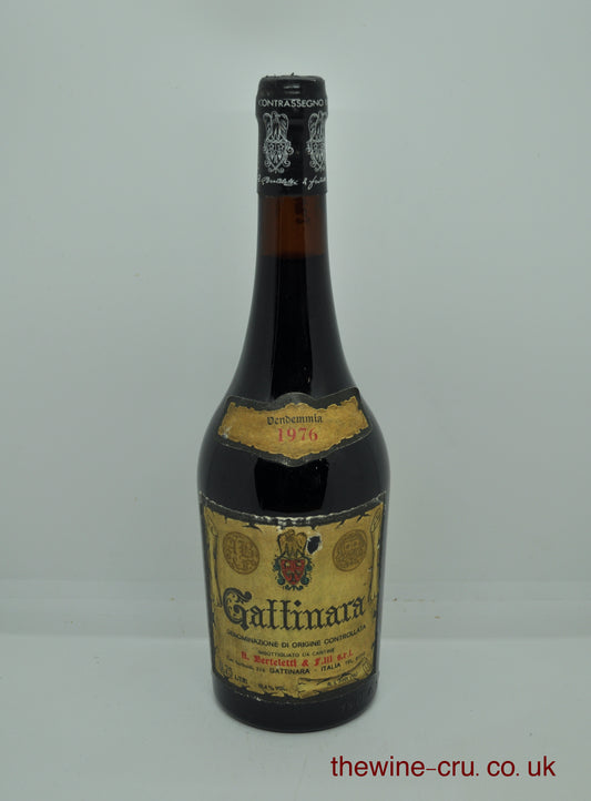 1976 vintage red wine. The bottle is in good condition for its age. Immediate delivery. Free local delivery. Gift wrapping available.