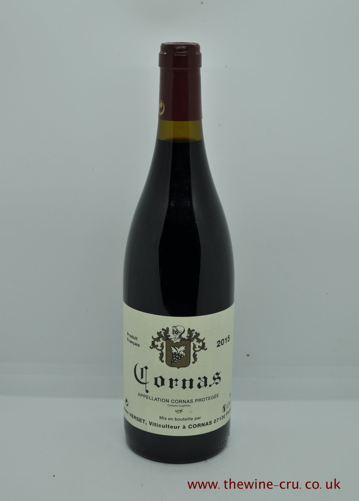 2015 vintage red wine from the Rone Valley, France. The bottle is in excellent condition. Immediate delivery. Free local delivery. Gift wrapping available.