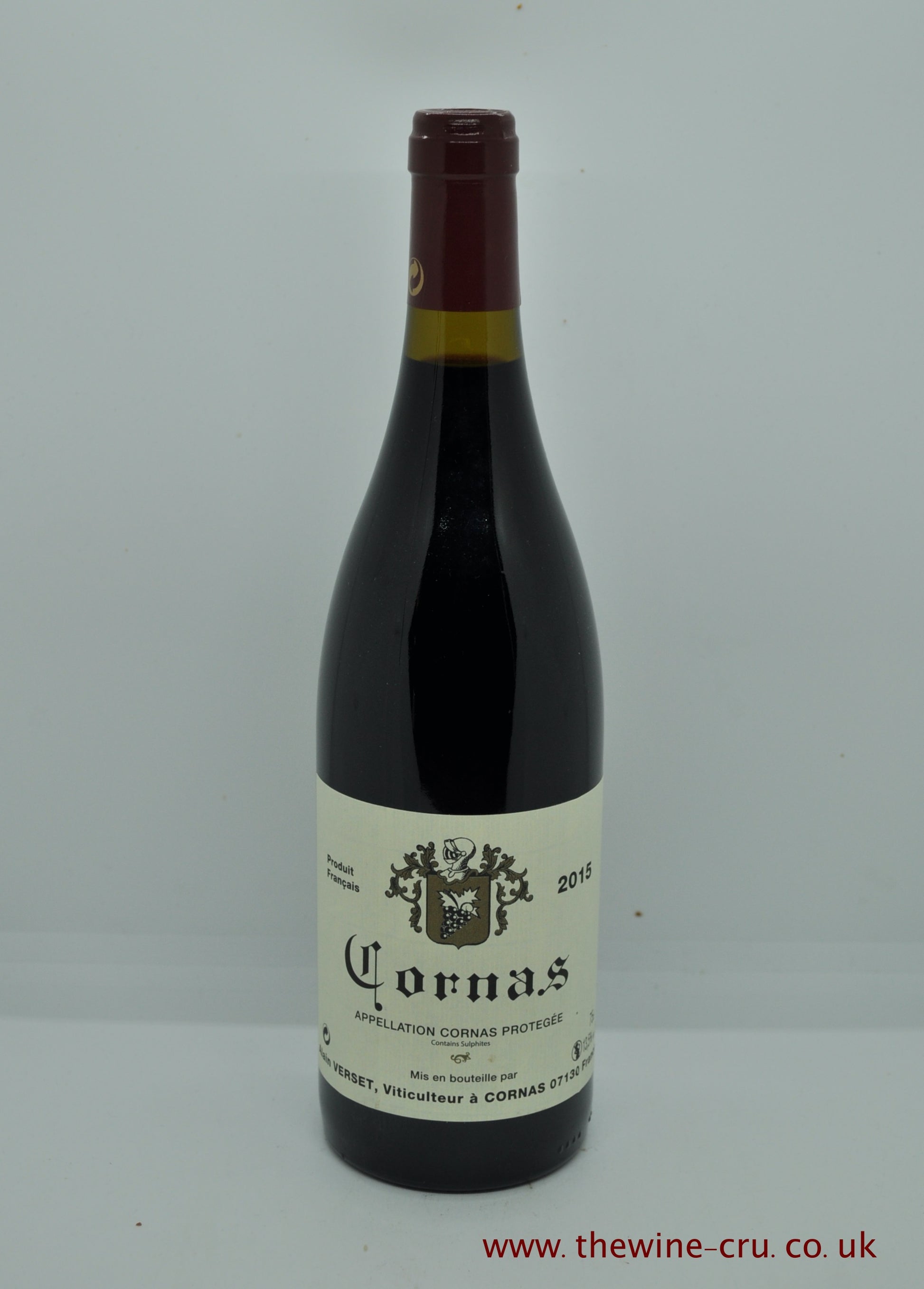 2015 vintage red wine from the Rone Valley, France. The bottle is in excellent condition. Immediate delivery. Free local delivery. Gift wrapping available.