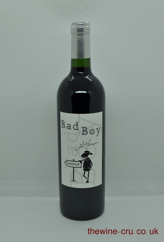 2015 vintage red wine. The bottle is in excellent condition. Immediate delivery. Free local delivery. Gift wrapping available.
