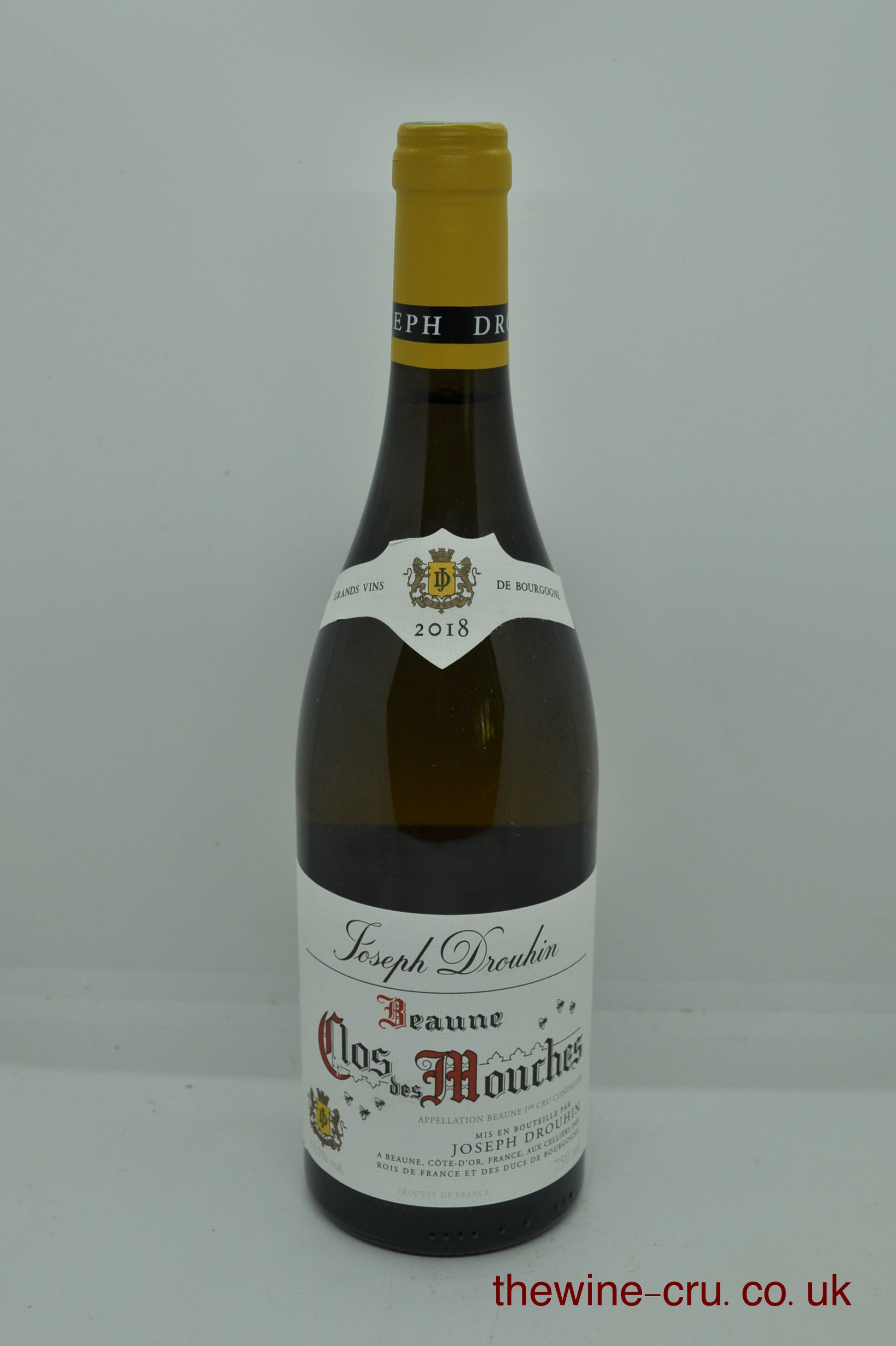 2018 vintage white wine. The bottle is an excellent condition. Immediate delivery. Free local delivery. Gift wrapping available.