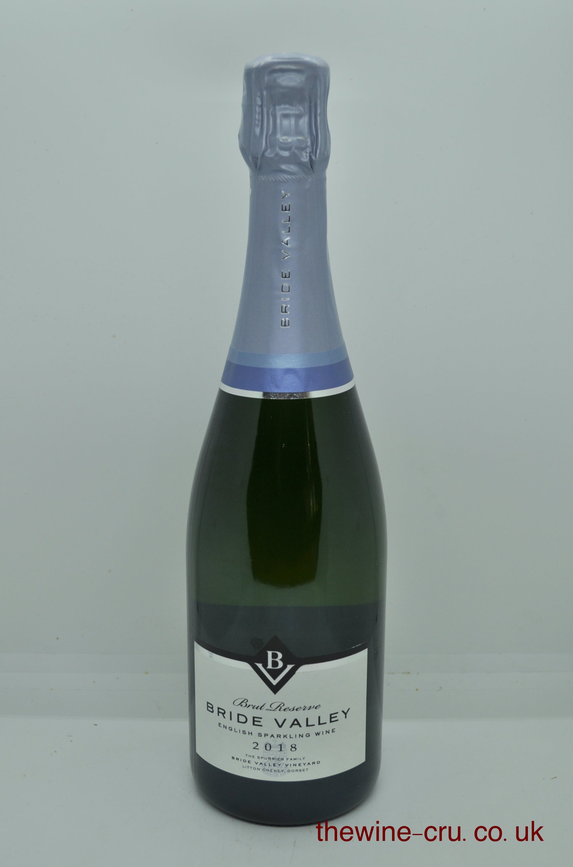 2018 vintage sparkling white wine. The bottle is in excellent condition. Immediate delivery. Free local delivery. Gift wrapping available.