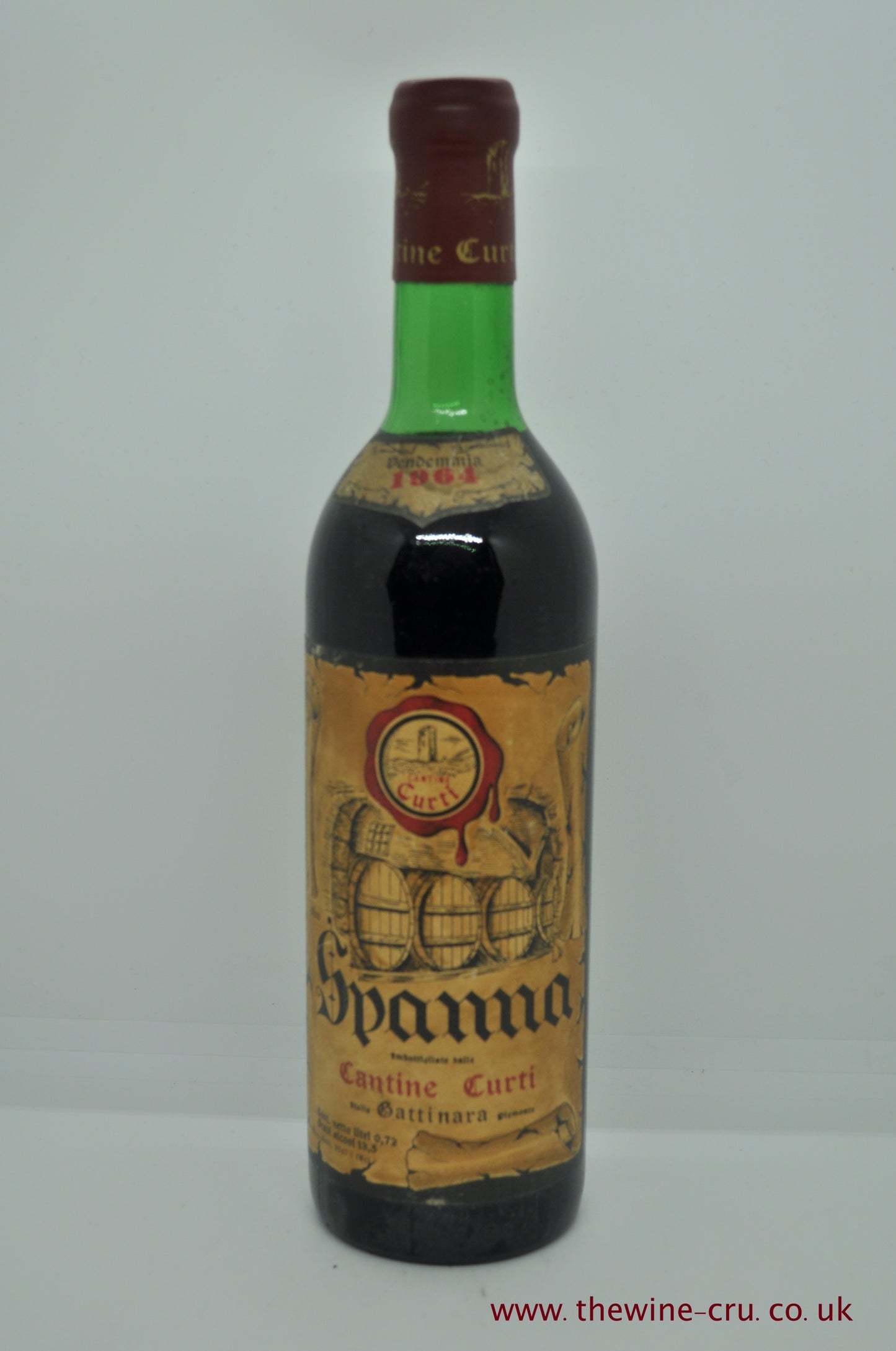 1964 vintage red wine. Cantine Curti Spanna, Italy. The bottle is in good condition with the wine level top shoulder. Immediate delivery. Free local delivery. Gift wrapping available.