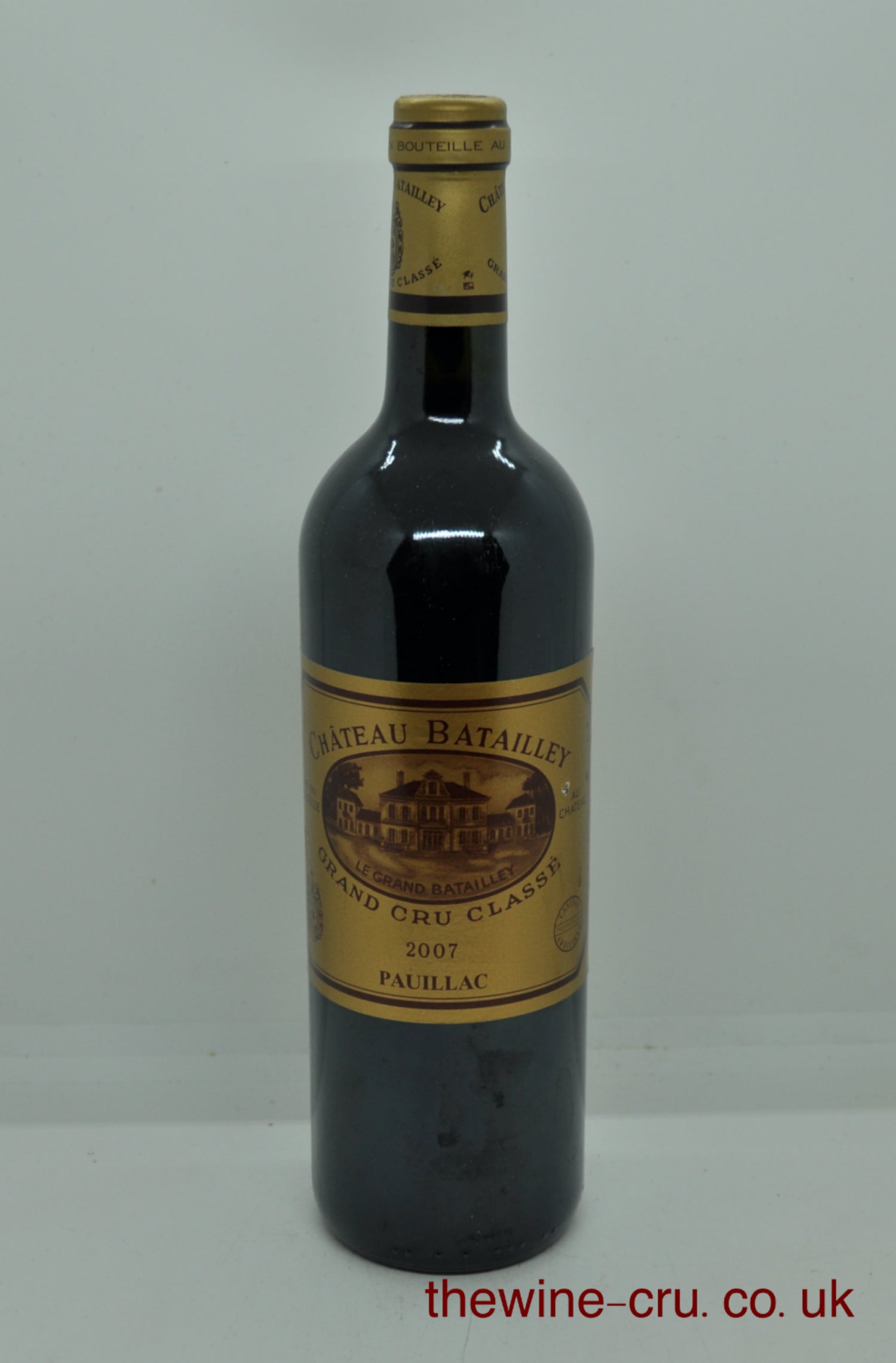 2007 vintage red wine from Bordeaux. The bottle is in excellent condition. Immediate delivery. Free local delivery. Gift wrapping available.