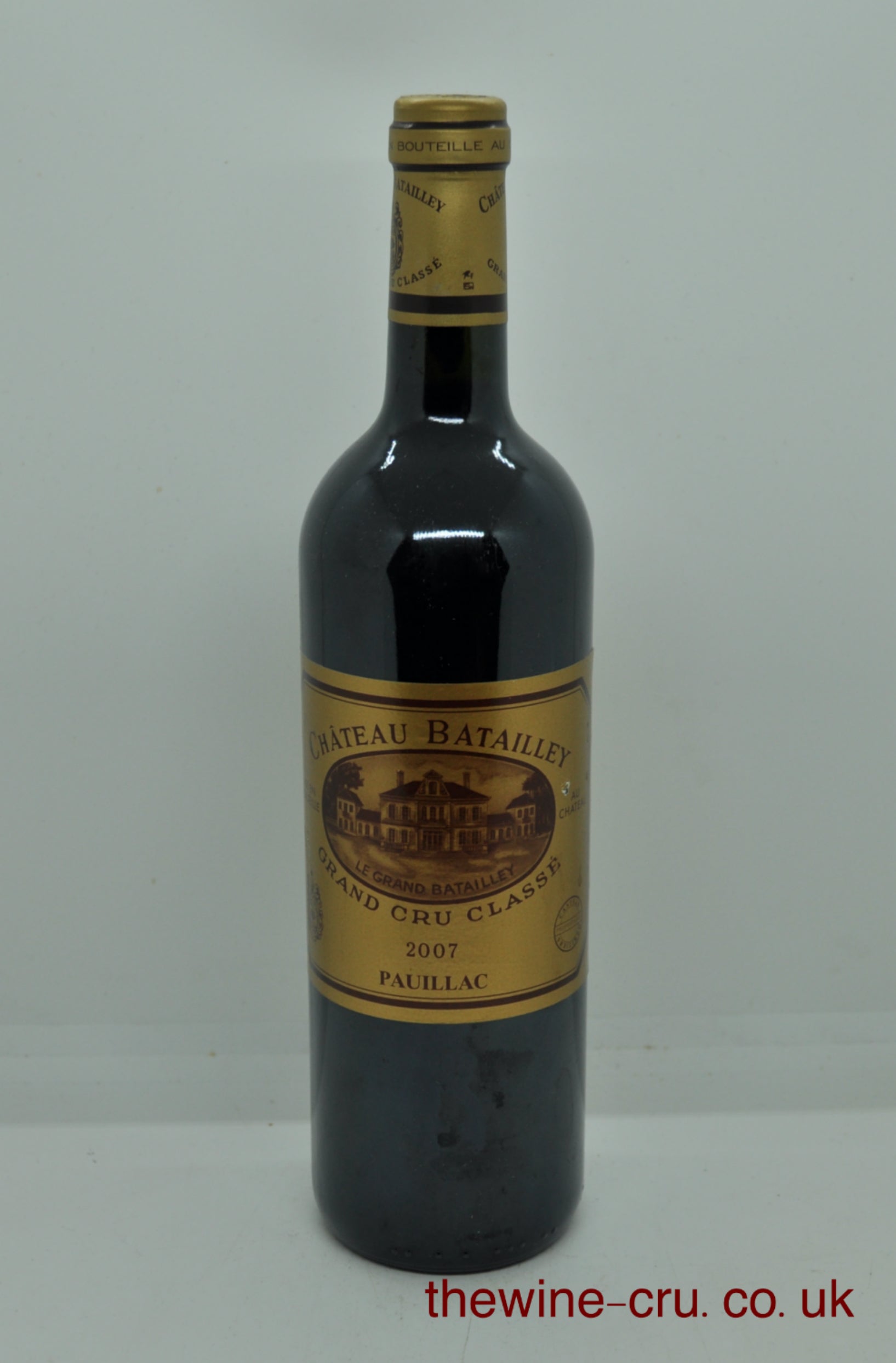 2007 vintage red wine from Bordeaux. The bottle is in excellent condition. Immediate delivery. Free local delivery. Gift wrapping available.