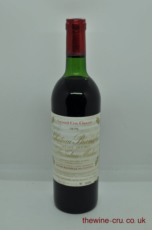 1975 vintage red wine. The bottle is in good general condition. The wine level is top shoulder and the label a little faded. Immediate delivery. Free local delivery. Gift wrapping available.