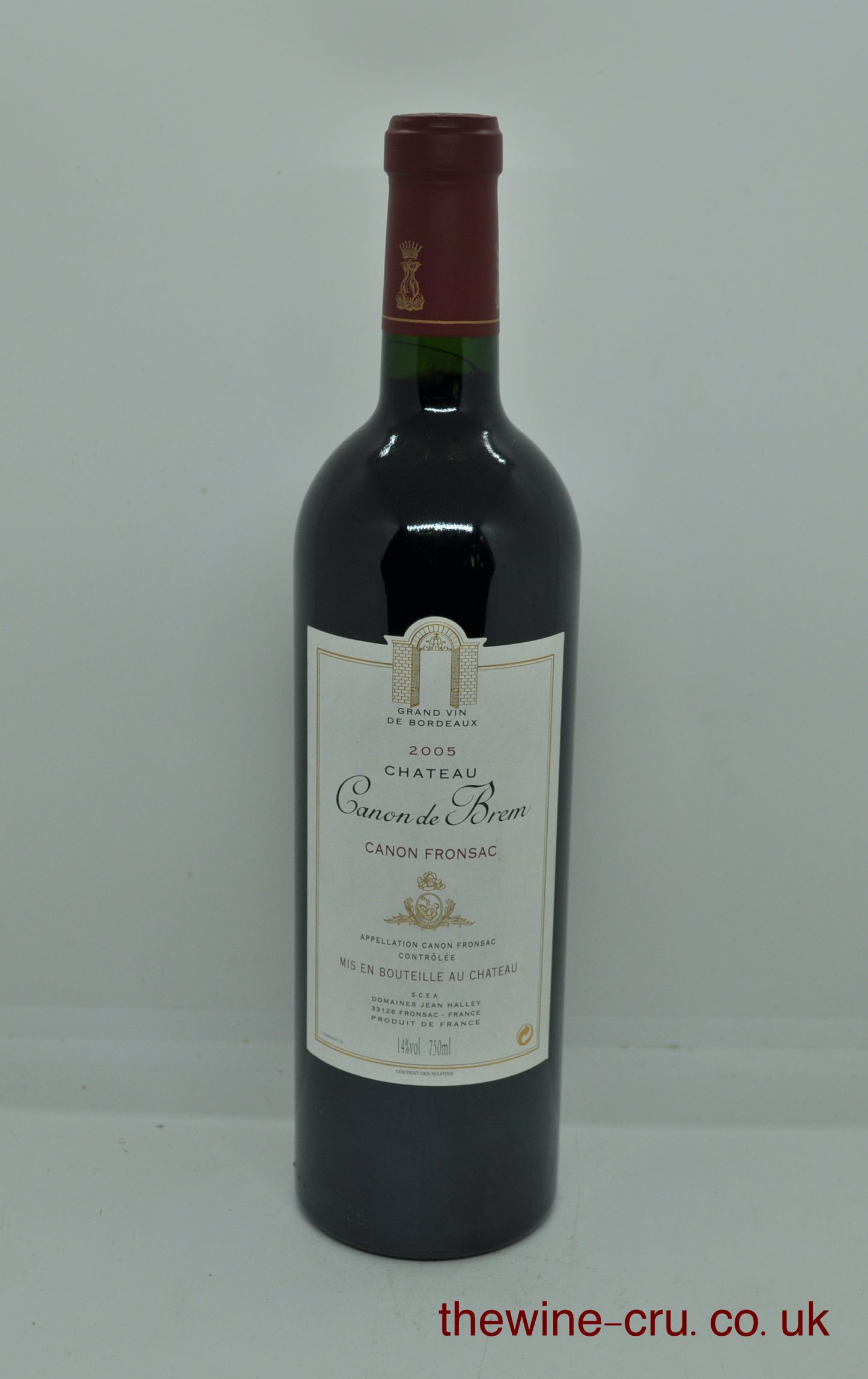 2005 vintage red wine. The bottle is in excellent condition. Immediate delivery. Free local delivery. Gift wrapping available.