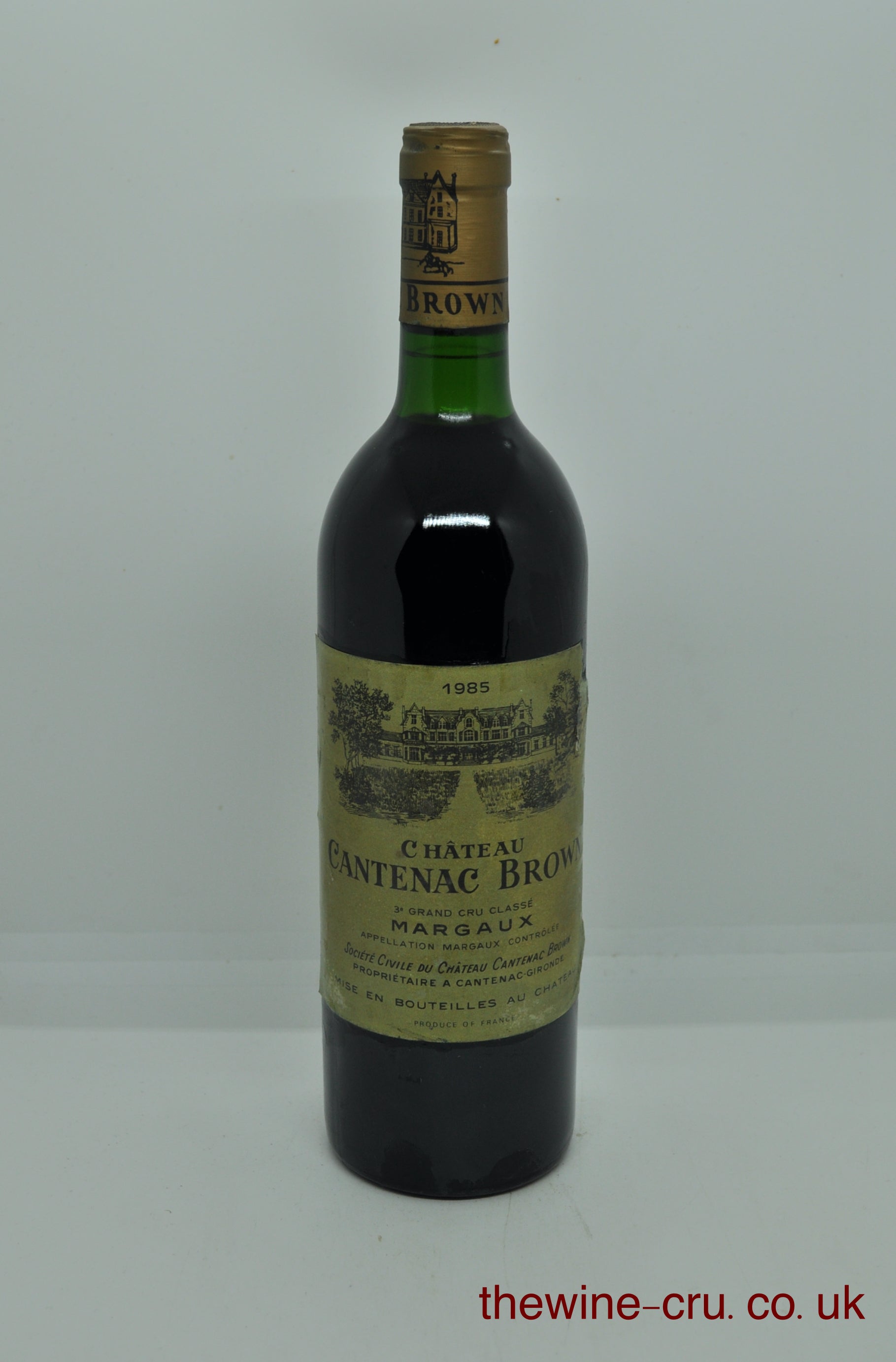 1985 vintage red wine from Margaux, Bordeaux. The bottle is in good general condition. The label is a little discoloured. Immediate delivery. Free local delivery. Gift wrapping available.