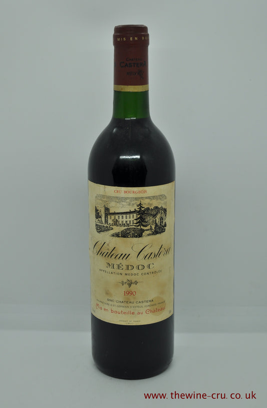 1990 vintage red wine. Chateau Castera vintage 1990. france, Bordeaux. The bottle is in good general condition. The abel is a little bin soiled.Immediate delivery. Free local delivery. Gift wrapping available.