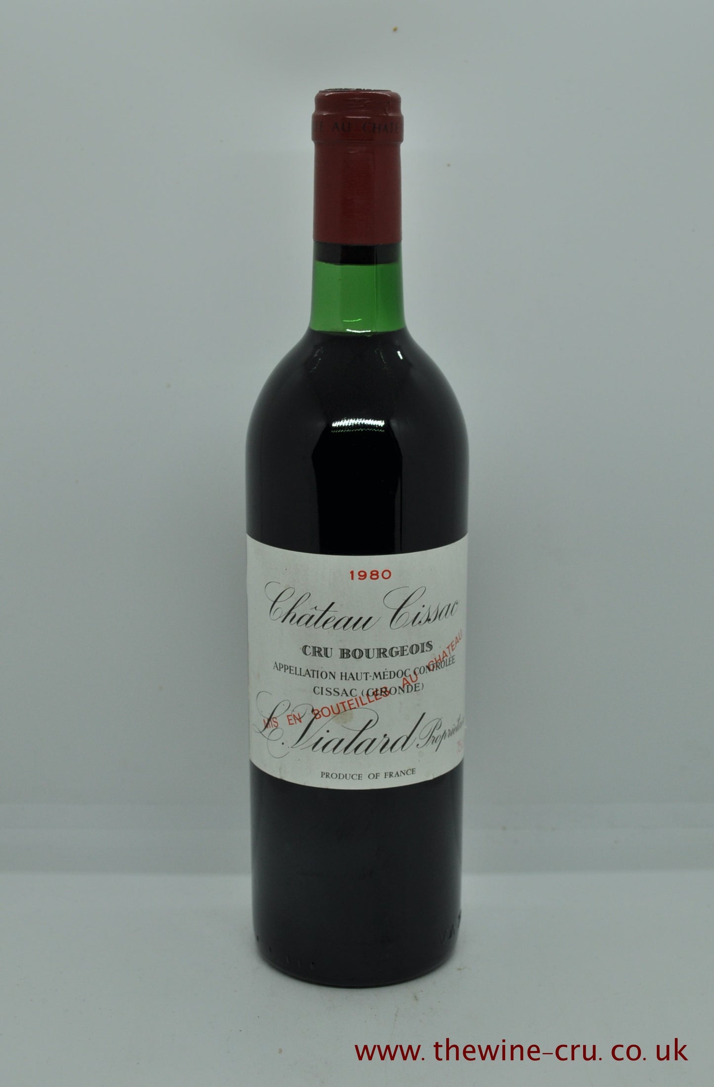1980 vintage red wine. The bottle is in good general condition with the wine level base of neck. Immediate delivery. Free local delivery. Gift wrapping available.