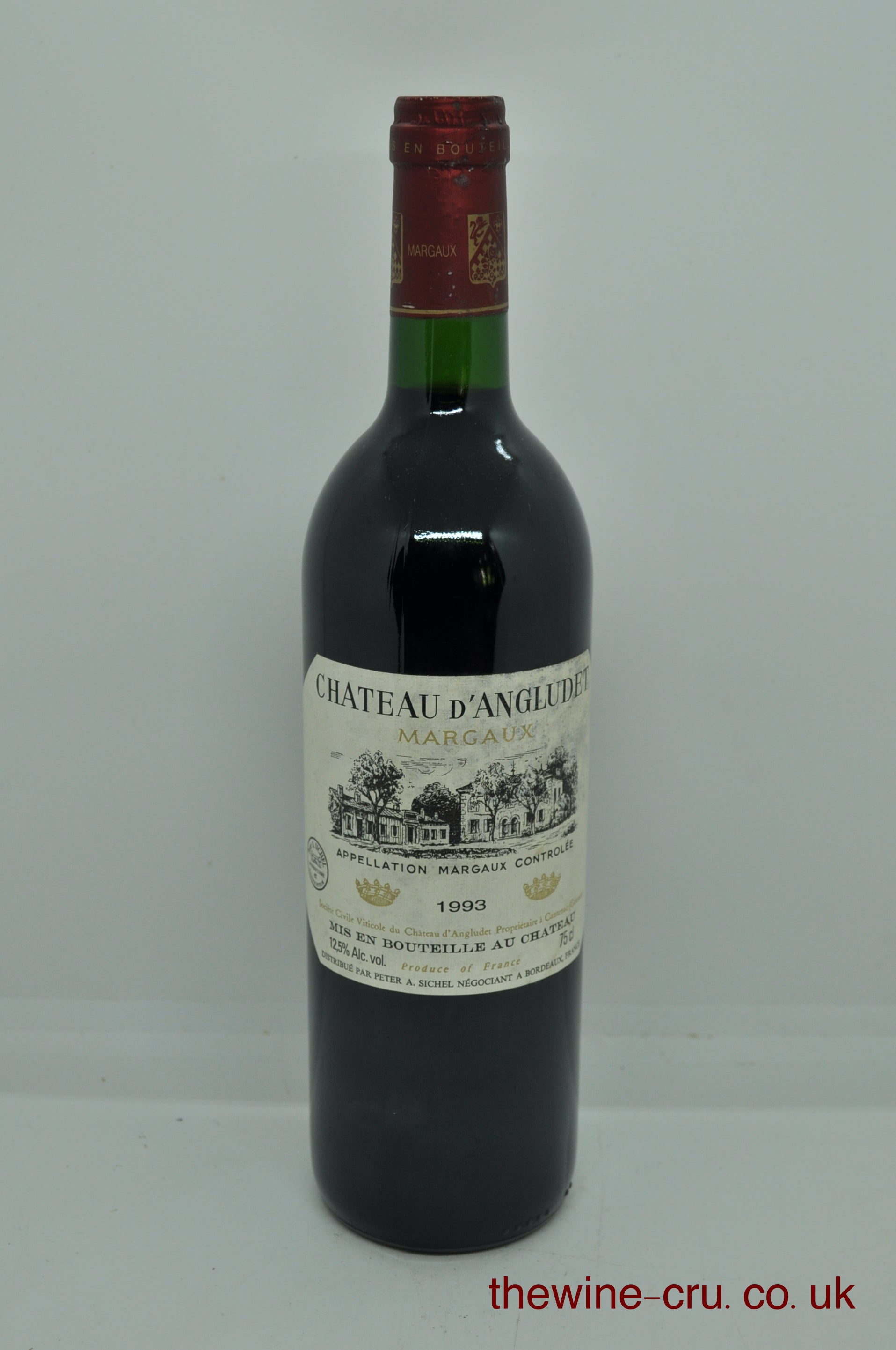 1993 vintage red wine. The bottle is in excellent condition. Immediate delivery. Free local delivery. Gift wrapping available.