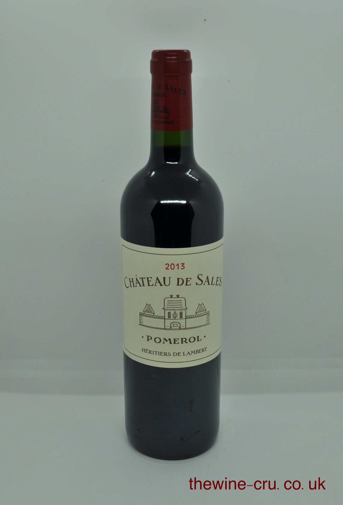 2013 vintage red wine from Pomerol, France. The bottle is in excellent condition. Immediate delivery. free local delivery. Gift wrapping available.