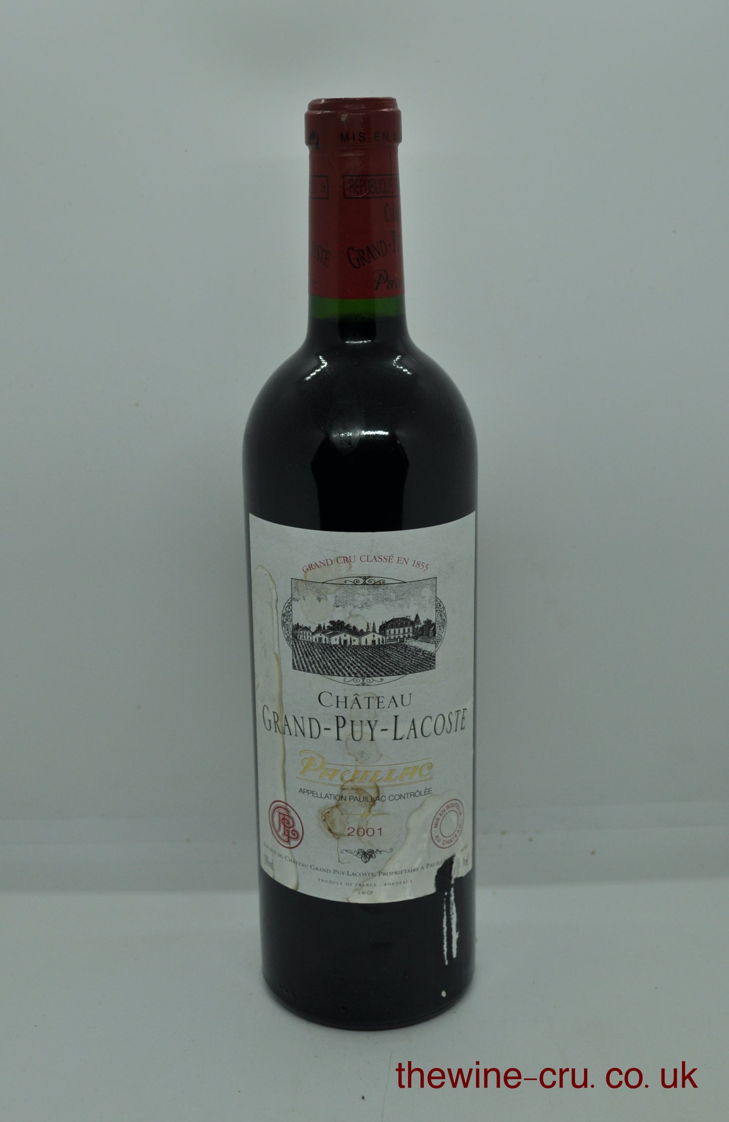 2001 vintage red wine. The bottle is in good general condition. The label a little bin soiled. Immediate delivery. Free local delivery. Gift wrapping available.
