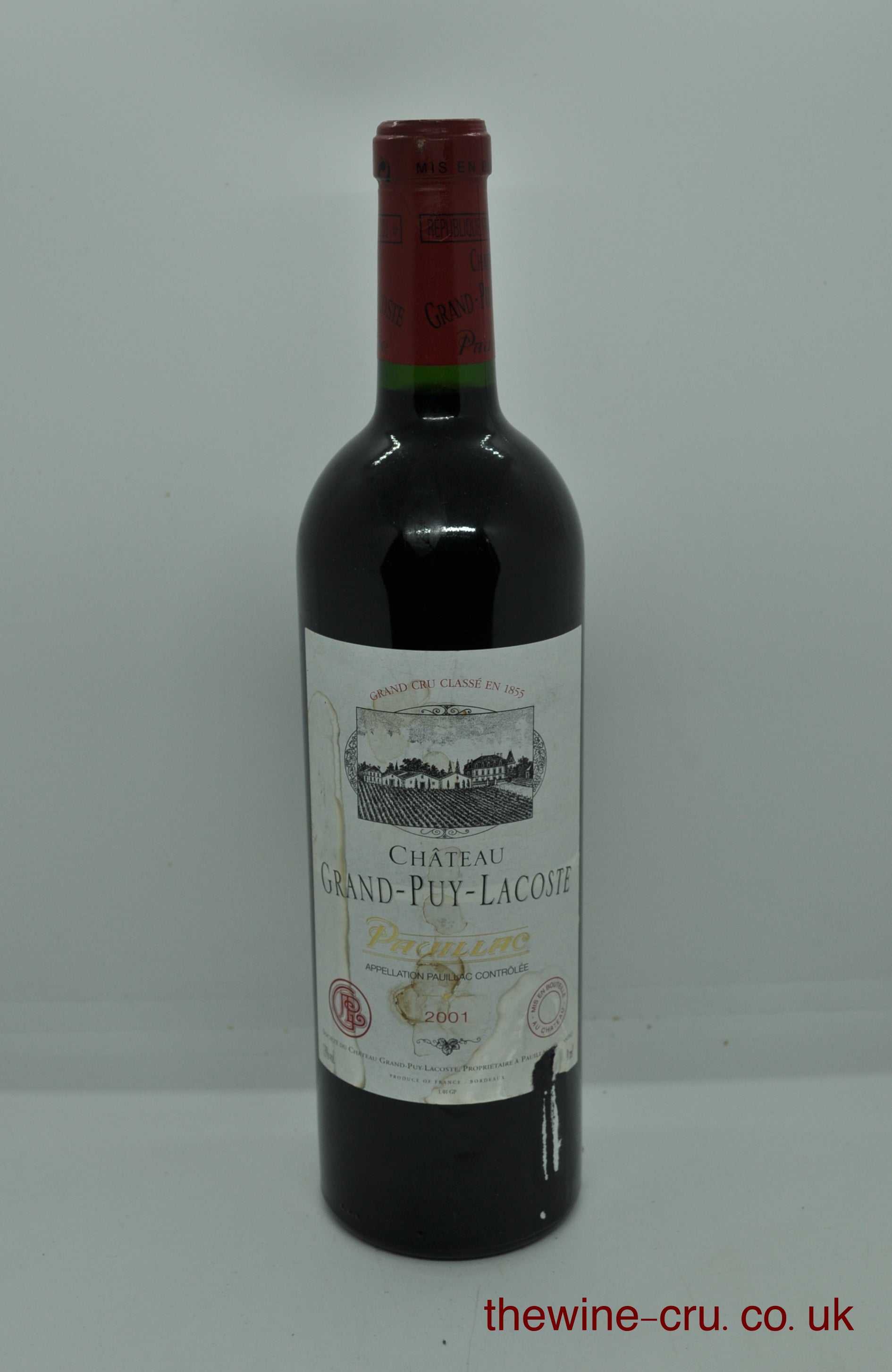 2001 vintage red wine. The bottle is in good general condition. The label a little bin soiled. Immediate delivery. Free local delivery. Gift wrapping available.