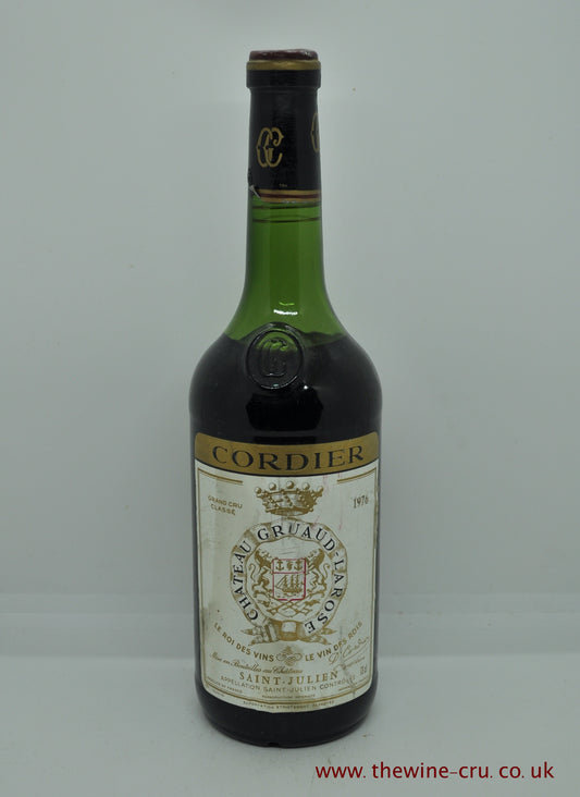 1976 vintage red wine. The bottle is in fair condition for its age. The wine level is at the top half of the emblem. Immediate delivery. free local delivery. Gift wrapping available. 