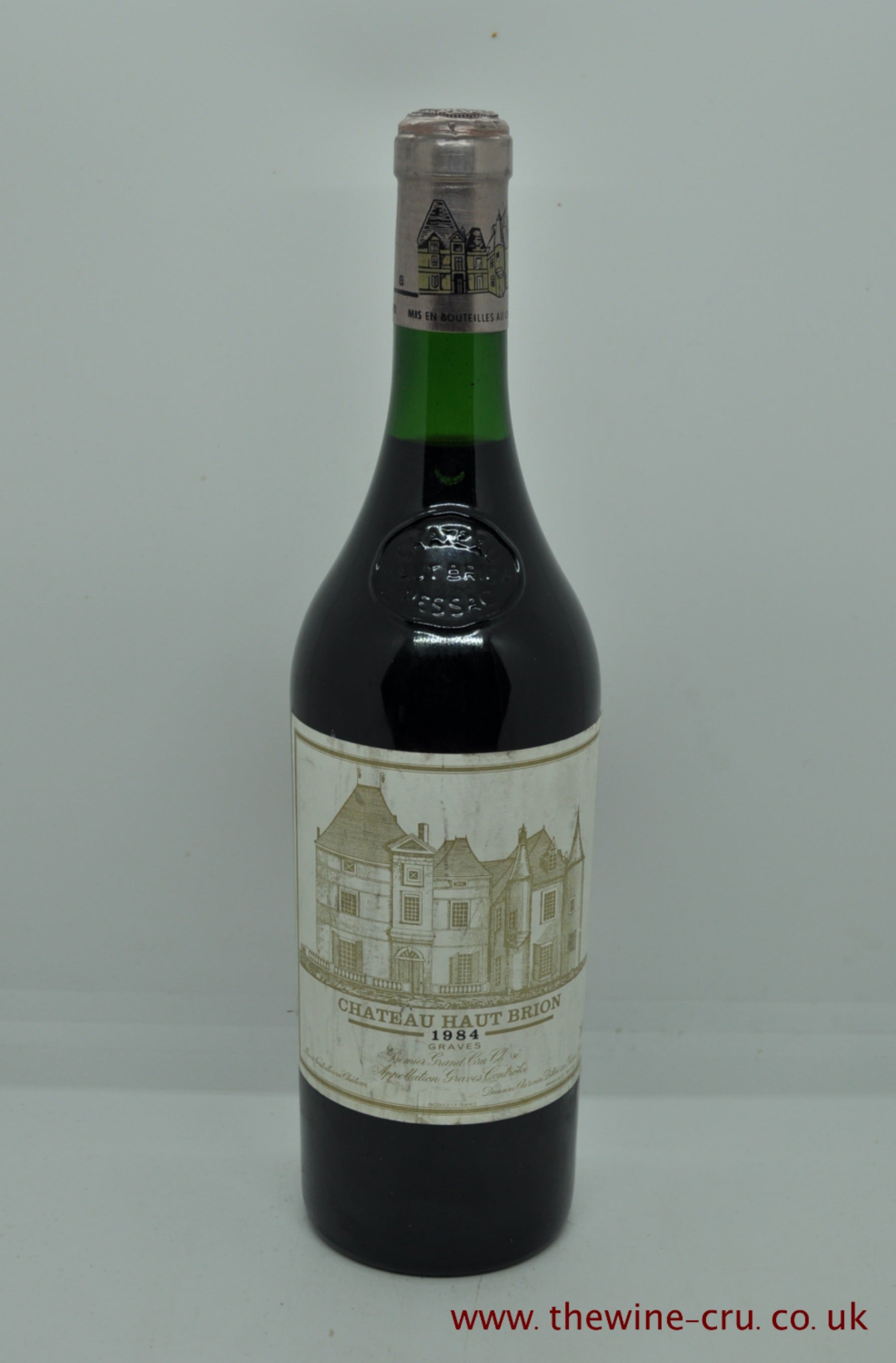 1984 vintage red wine. The bottle is in good general condition. Immediate delivery. Free local delivery. Gift wrapping available.
