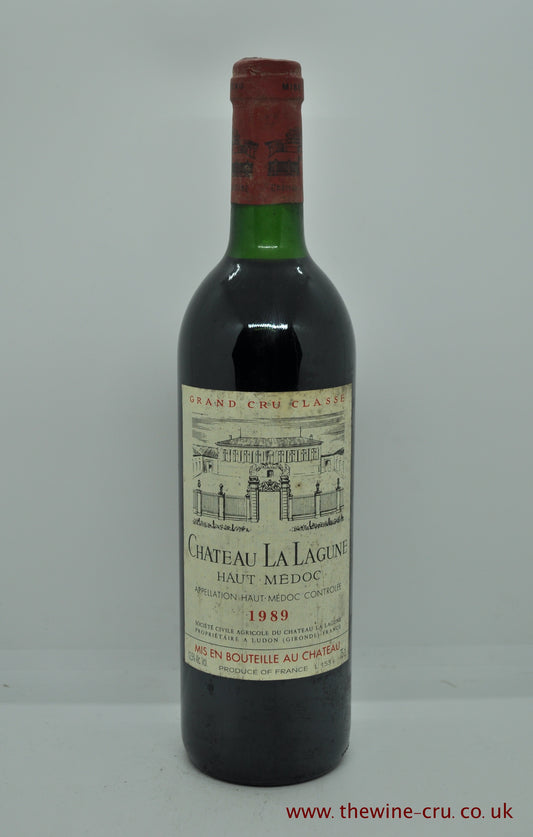 1989 vintage red wine. Chateau La Lagune 1989. Bordeaux, France. The bottle is in good condition generally. The label is a little bin soiled. The wine level is very top shoulder. Immediate delivery. Free local delivery. Gift wrapping available.