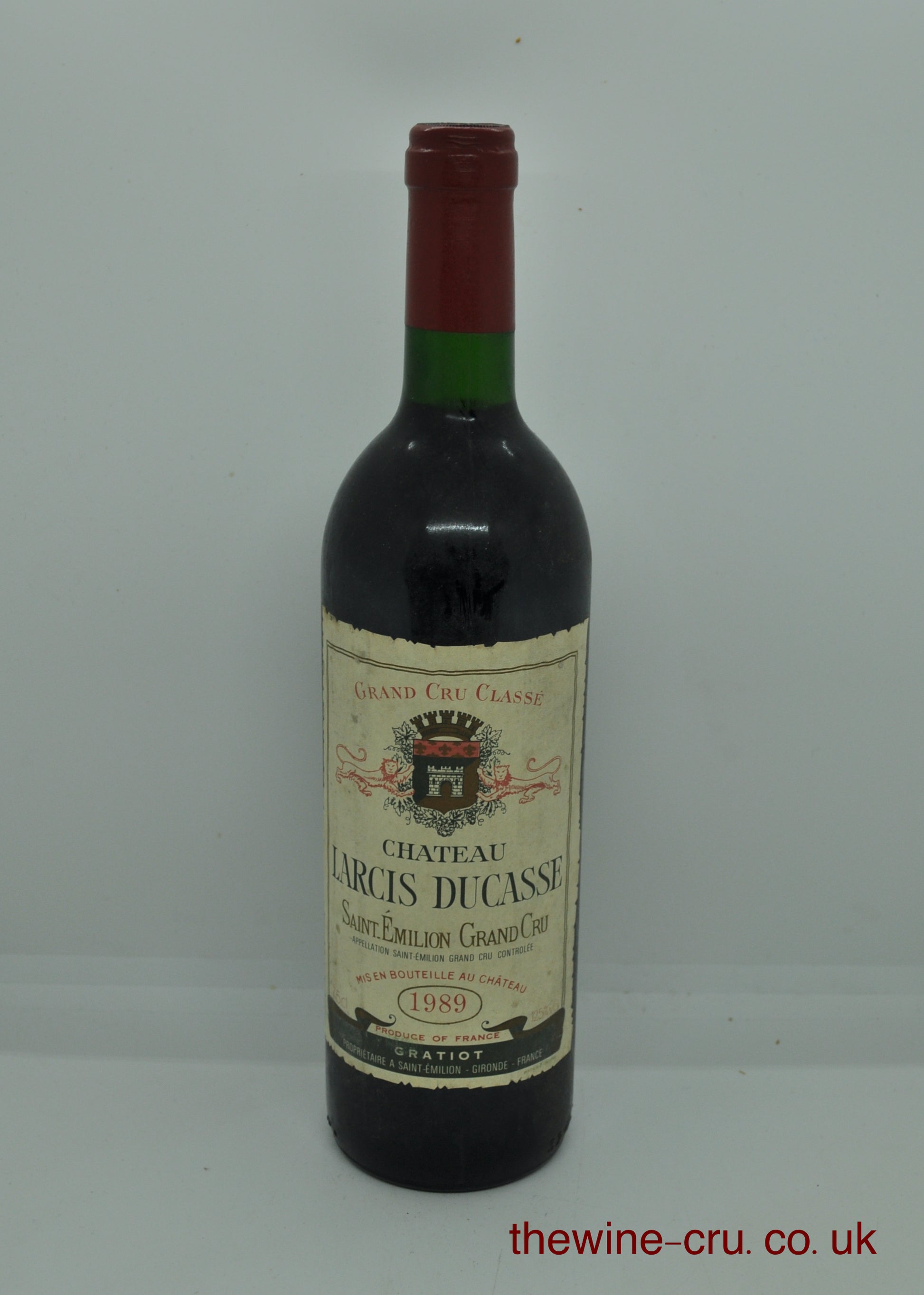 1989 vintage red wine. The bottle is in good condition. Immediate delivery. Free local delivery. Gift wrapping available.