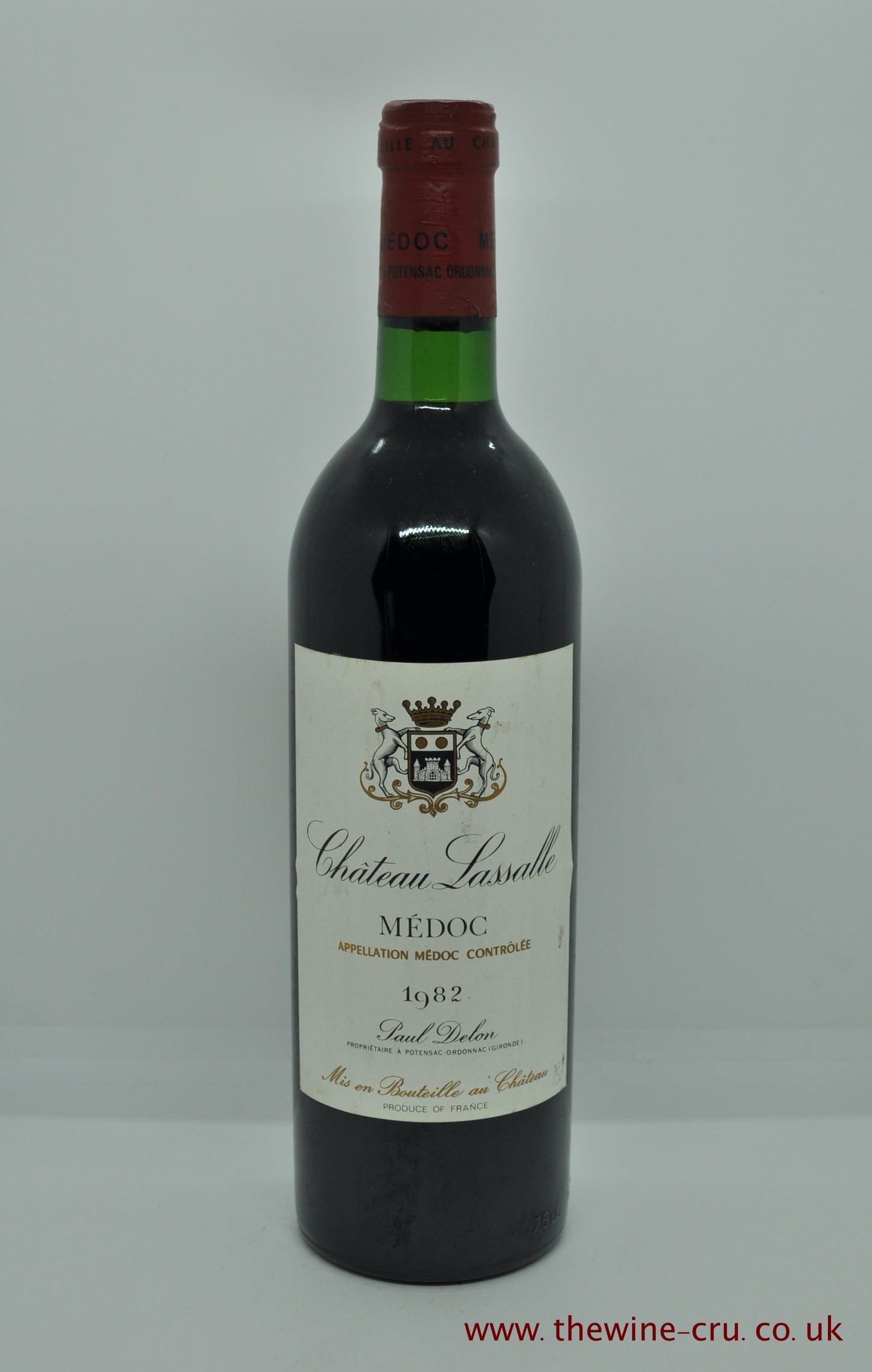 1982 vintage red wine. Chateau Lassalle, france, Bordeaux. The bottle is in general good condition with the wine level being base f neck. Immediate delivery Free local delivery. Gift wrapping available.