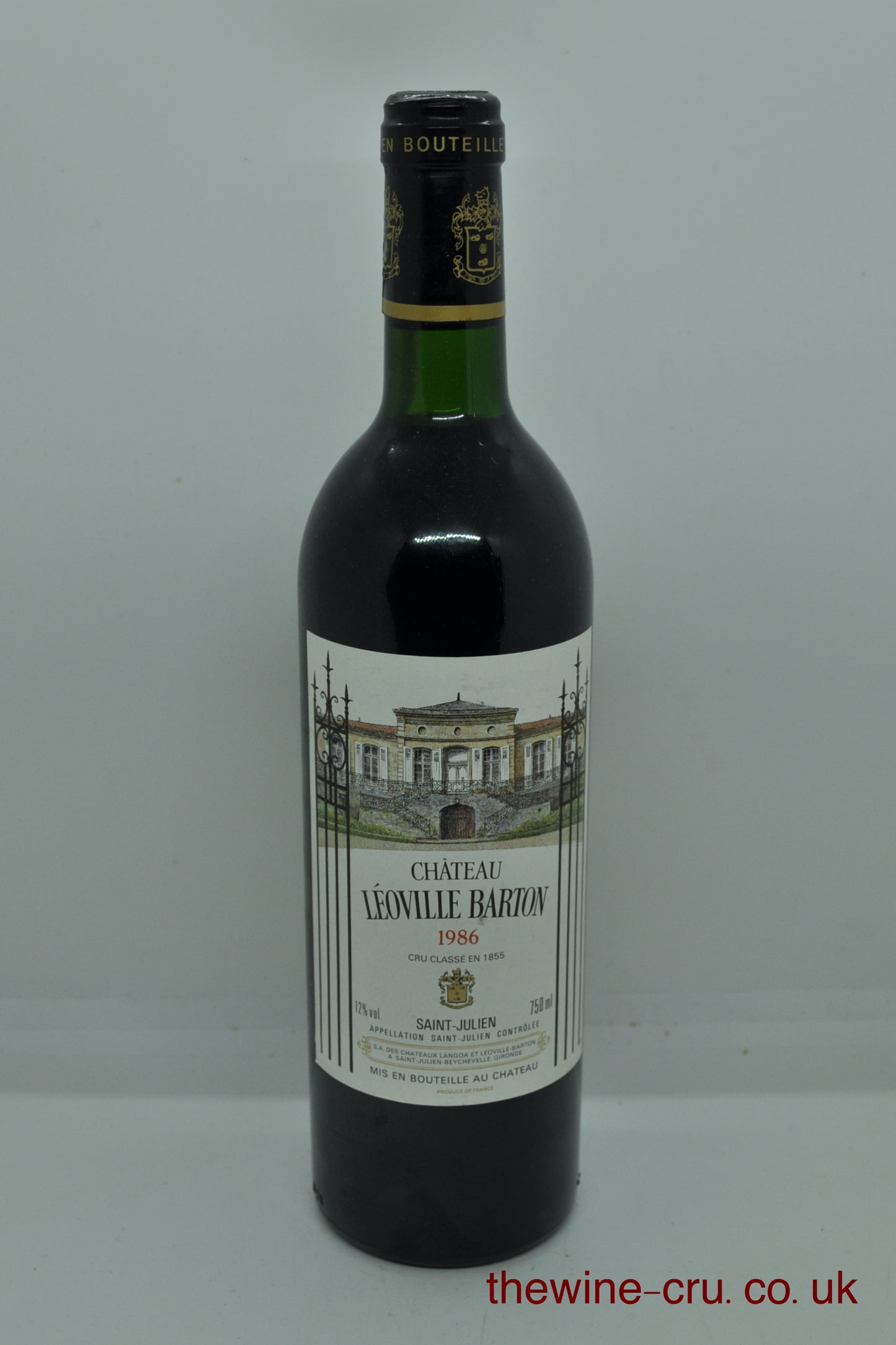 1986 vintage red wine. The bottle is in good condition. Immediate delivery. Free local delivery. Gift wrapping.