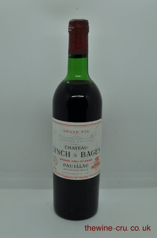 1976 vintage red wine. The bottle is in good general condition with the wine level being top shoulder. Immediate delivery. Free local delivery. Gift wrapping available.