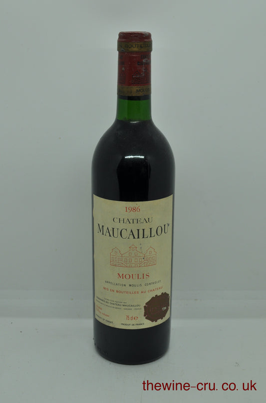 1986 vintage red wine from Moulis En Medoc. The bottle is in good condition. The level I base of neck. Immediate delivery. Free local delivery. Gift wrapping available.