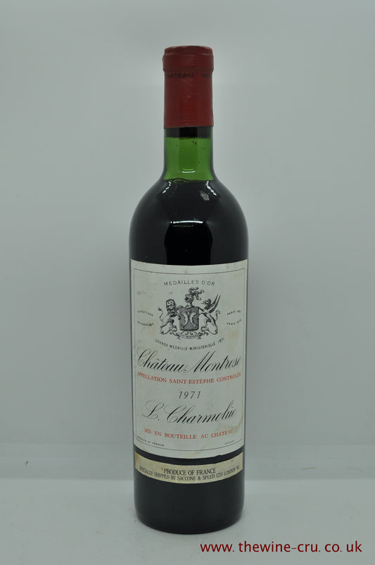 1971 vintage red wine. Chateau Montrose 1971. france, Bordeaux. The bottle is in good condition with the wine level being very top shoulder. Immediate delivery Free local delivery. Gift wrapping available.