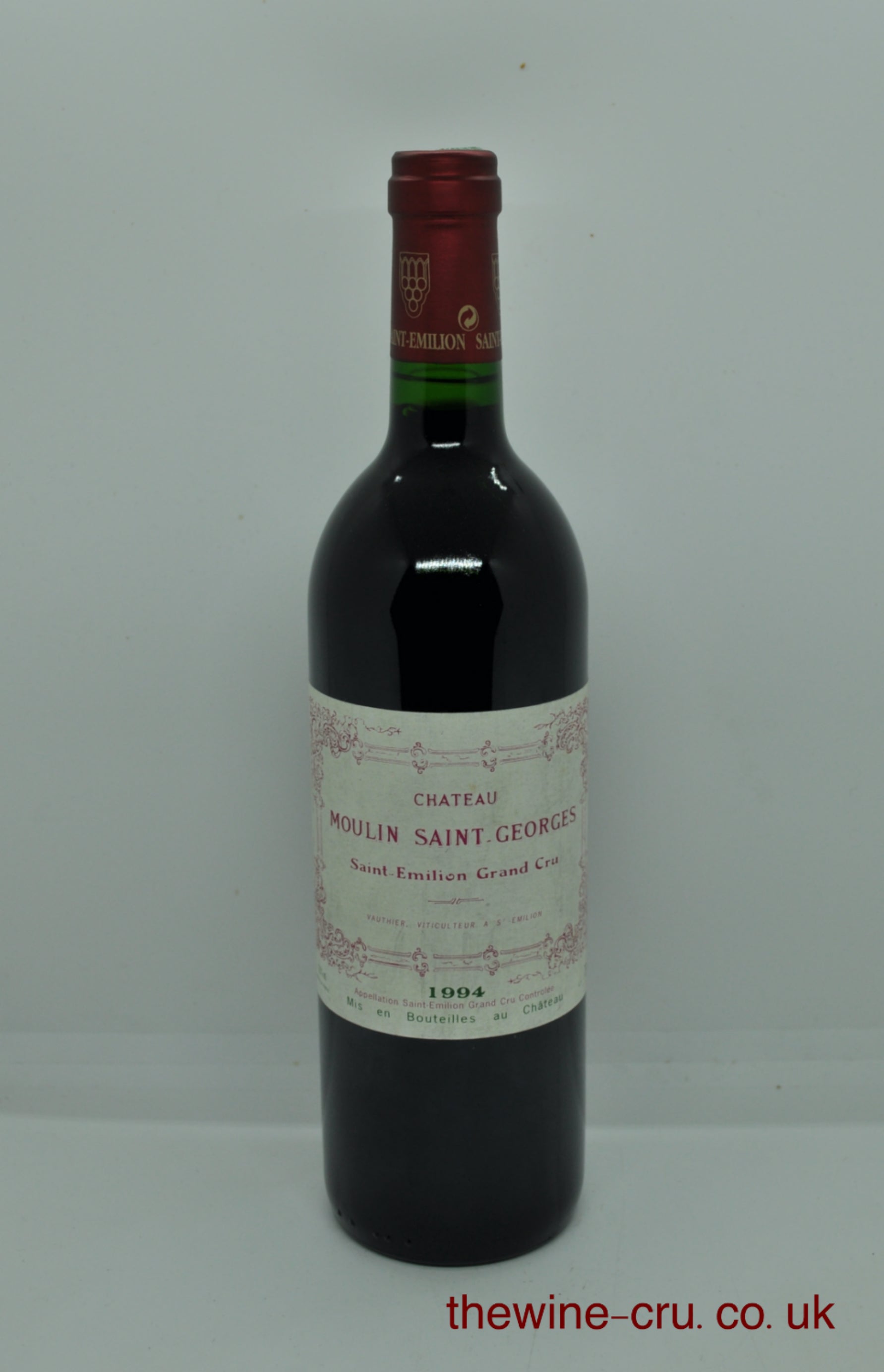 1994 vintage red wine. The bottle is in good condition. Immediate delivery. Free local delivery. Gift wrapping available.