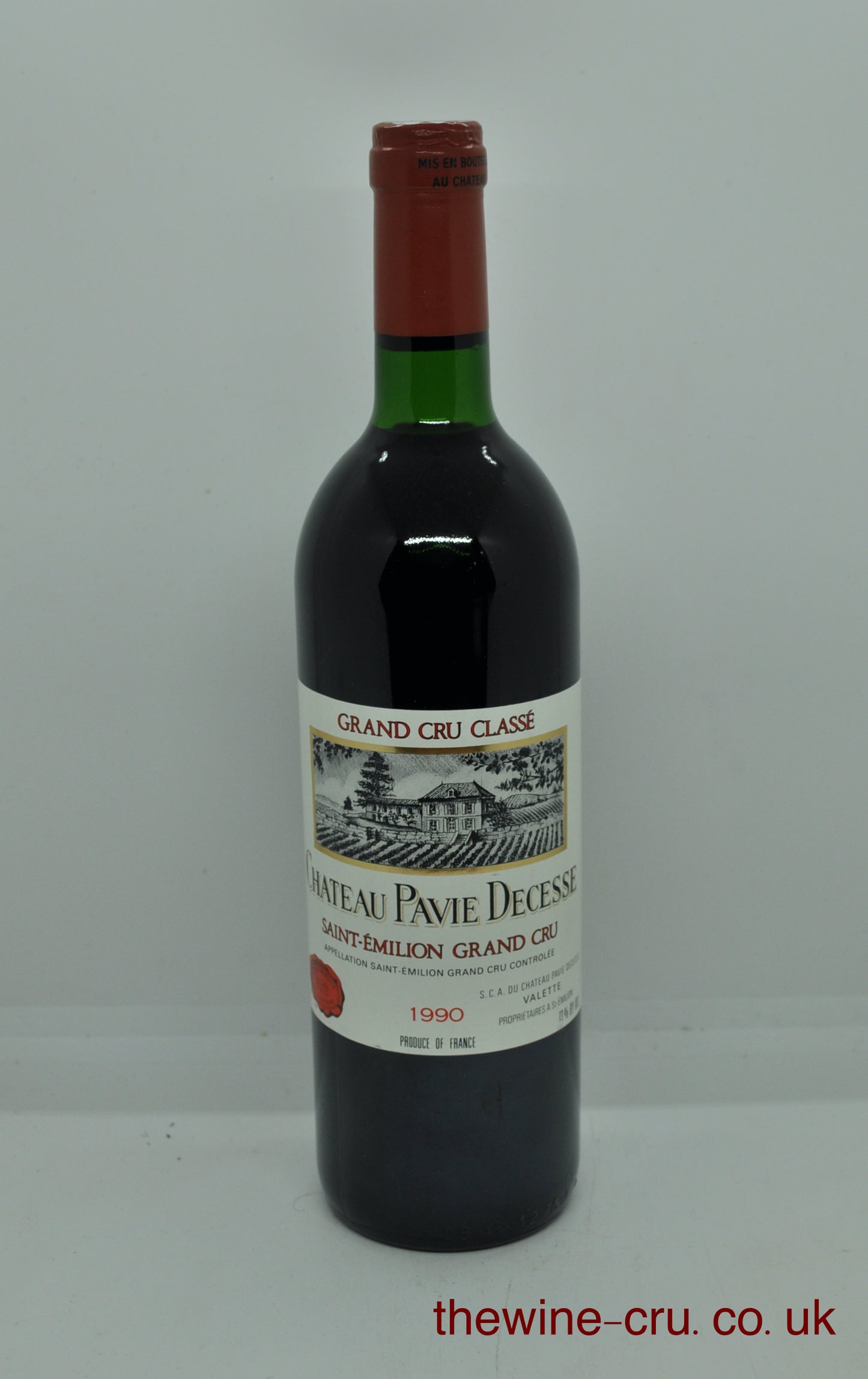 1990 vintage red wine from Saint-Emilion. The bootle is in good condition. Immediate delivery. Free local delivery. Gift wrapping available.