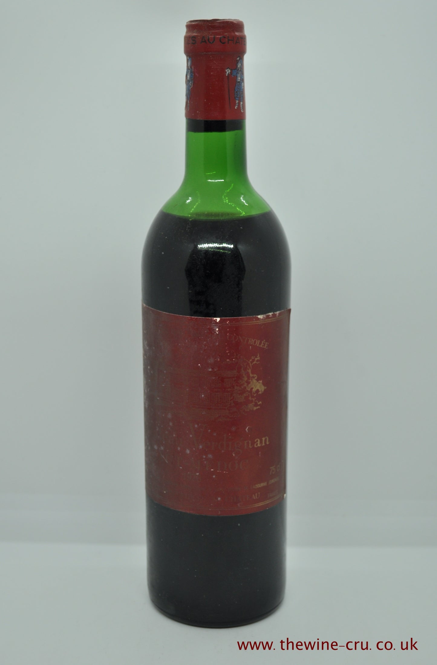 1978 vintage red wine Chateau Verdignan 1978. France, Bordeaux. The label is very faded and the wine level is mid shoulder. Immediate delivery. red local delivery. Gift wrapping available.