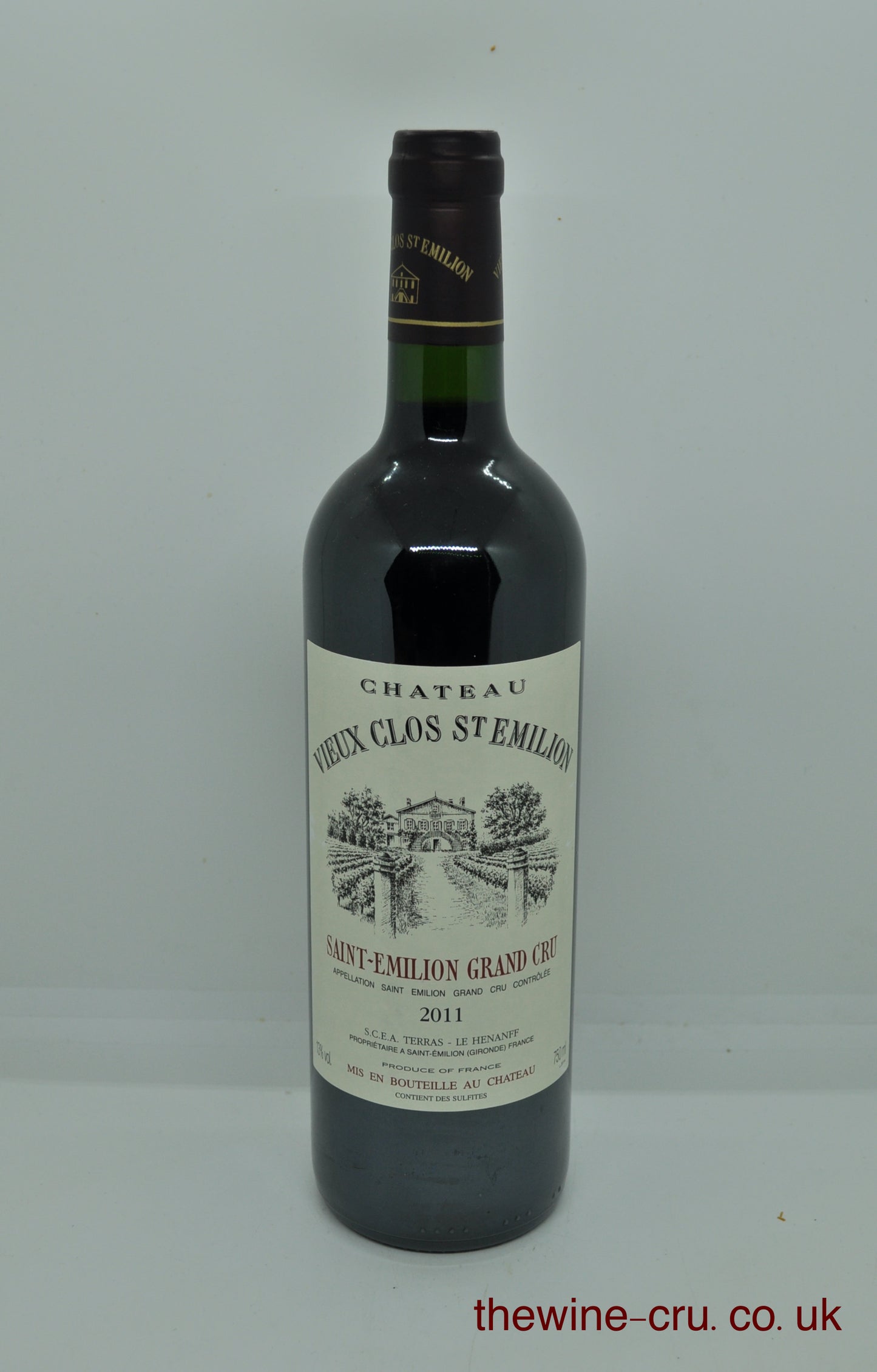 2011 vintage red wine. The bottle is in excellent condition. Immediate delivery. Free local delivery. Gift wrapping available.
