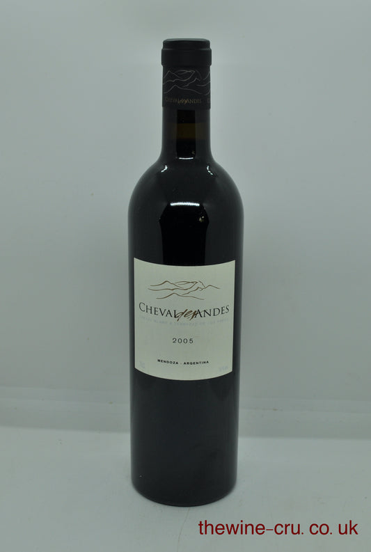 2005 vintage red wine from Argentina. The bottle is in excellent condition. Immediate delivery. Free local delivery. Gift wrapping available.