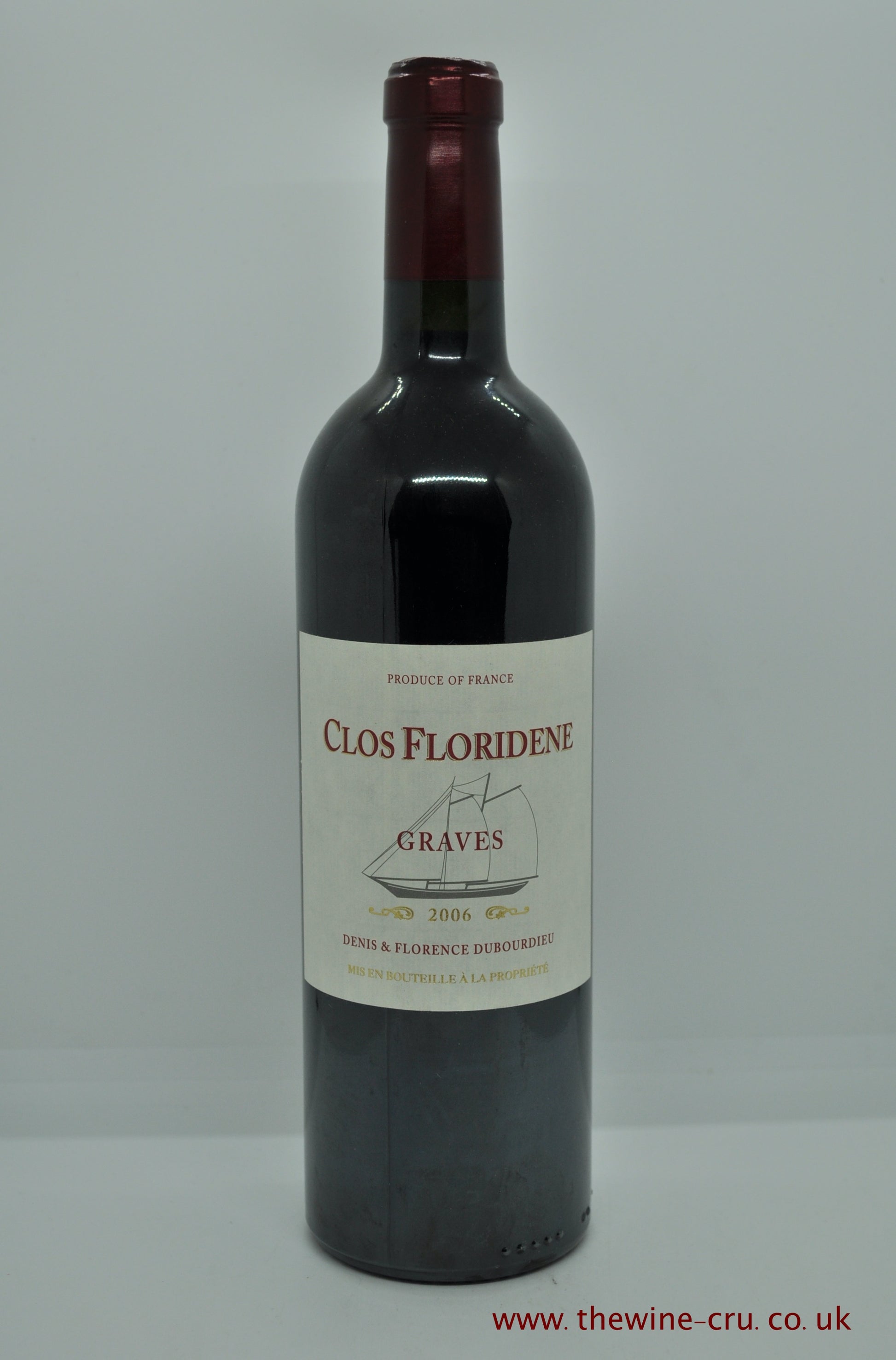 2006 vintage red wine. Clos Floridene 2006. France, Bordeaux. The bottle is in excellent condition. Immediate delivery. Free local delivery. Gift wrapping available.