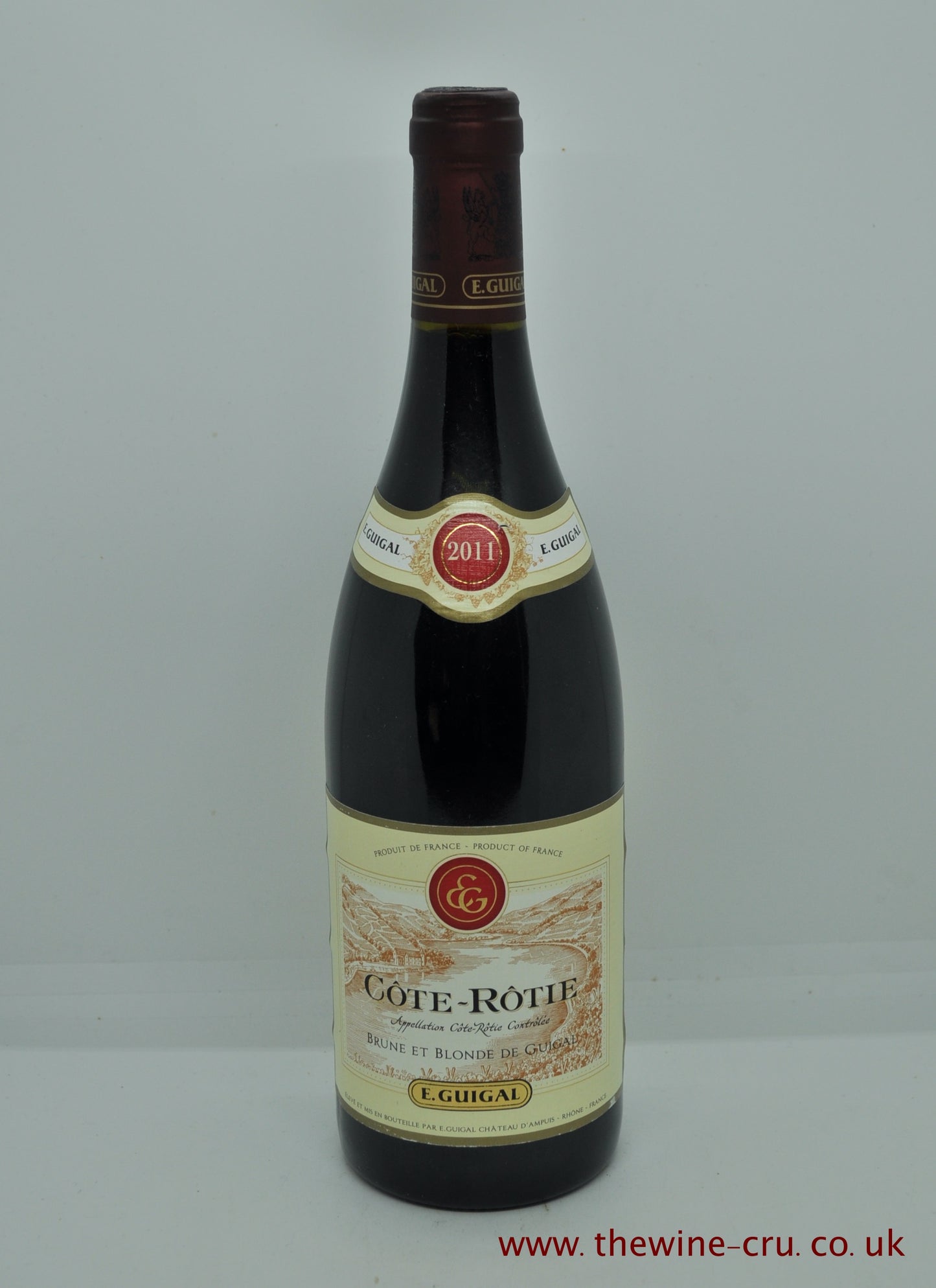 2011 vintage red wine. The bottle is in excellent condition. Immediate delivery. Free local delivery. Gift wrapping available.