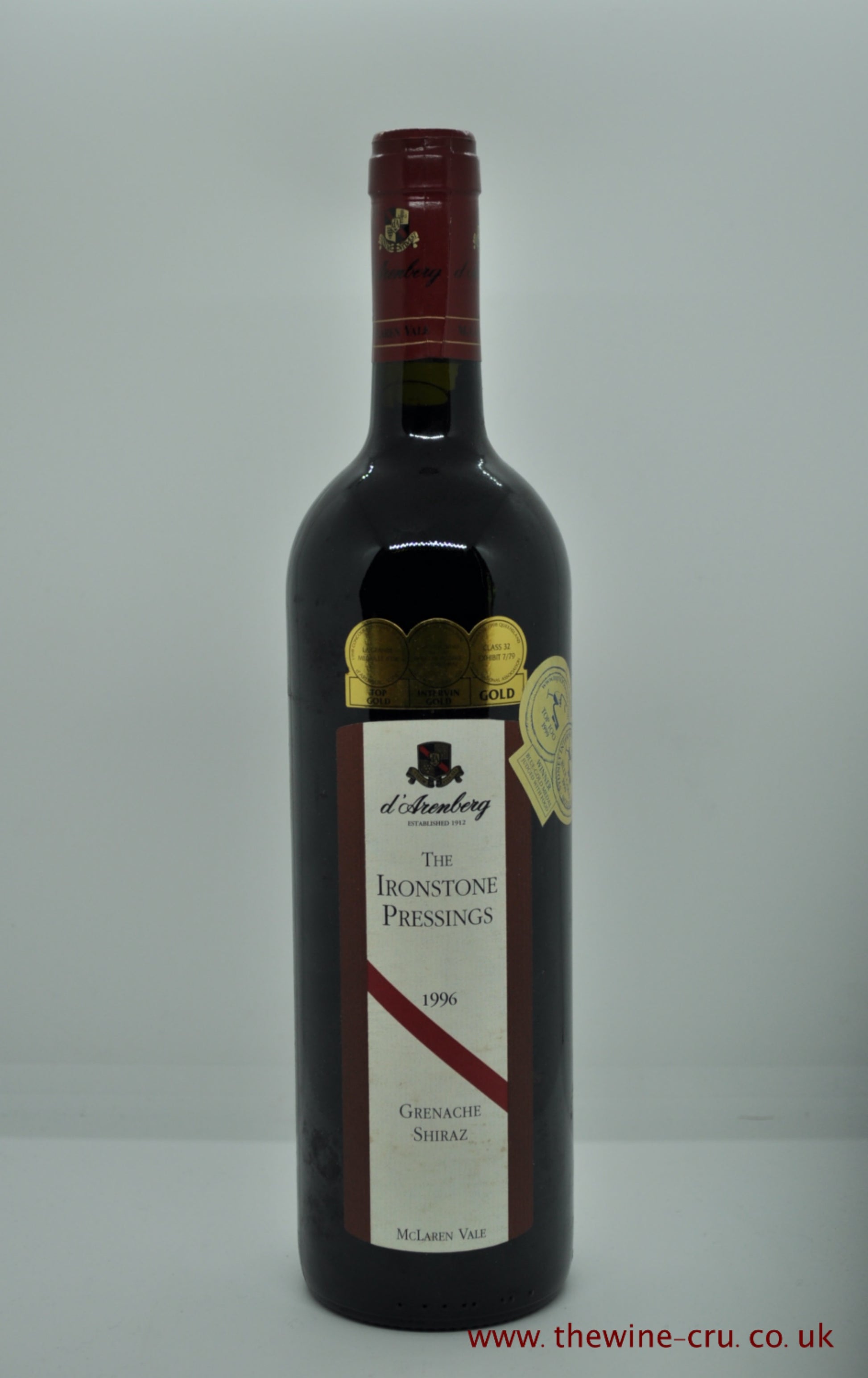 1996 vintage red wine. The bottle is in good condition. Immediate delivery. Free local delivery. Gift wrapping.