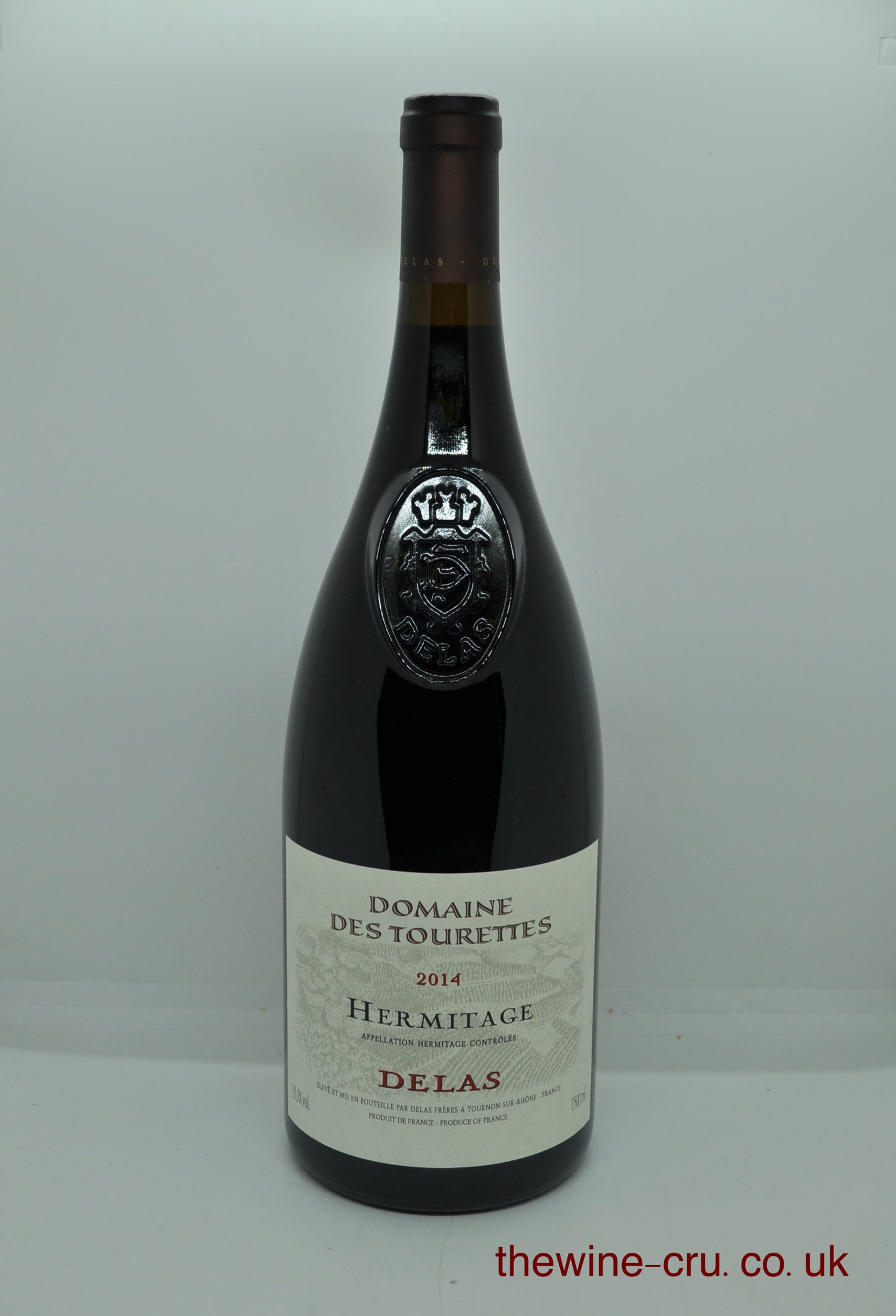 2014 vintage red wine. The Magnum bottle is in excellent condition. Immediate delivery. Free local delivery. Gift wrapping available.