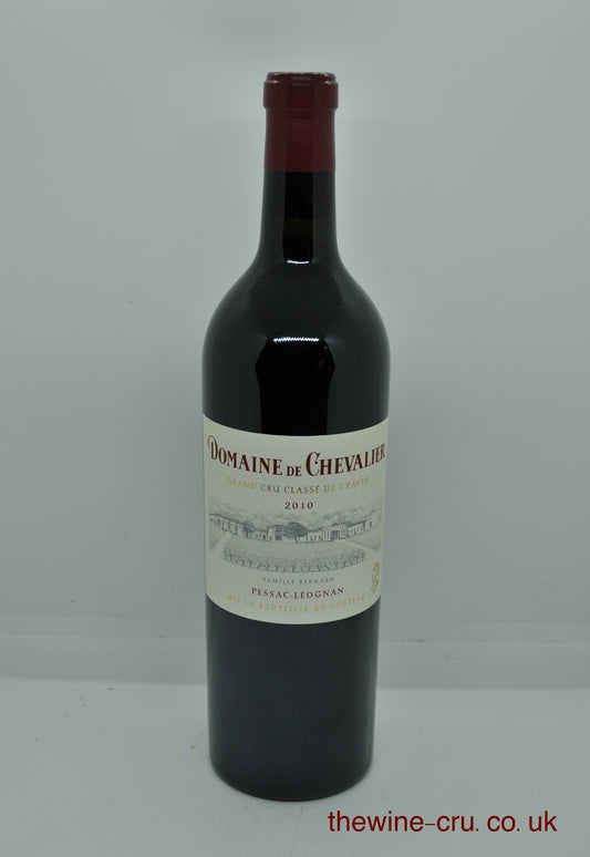 2010 vintage red wine. The bottle is in excellent condition. Immediate delivery. Free local delivery. Gift wrapping available.