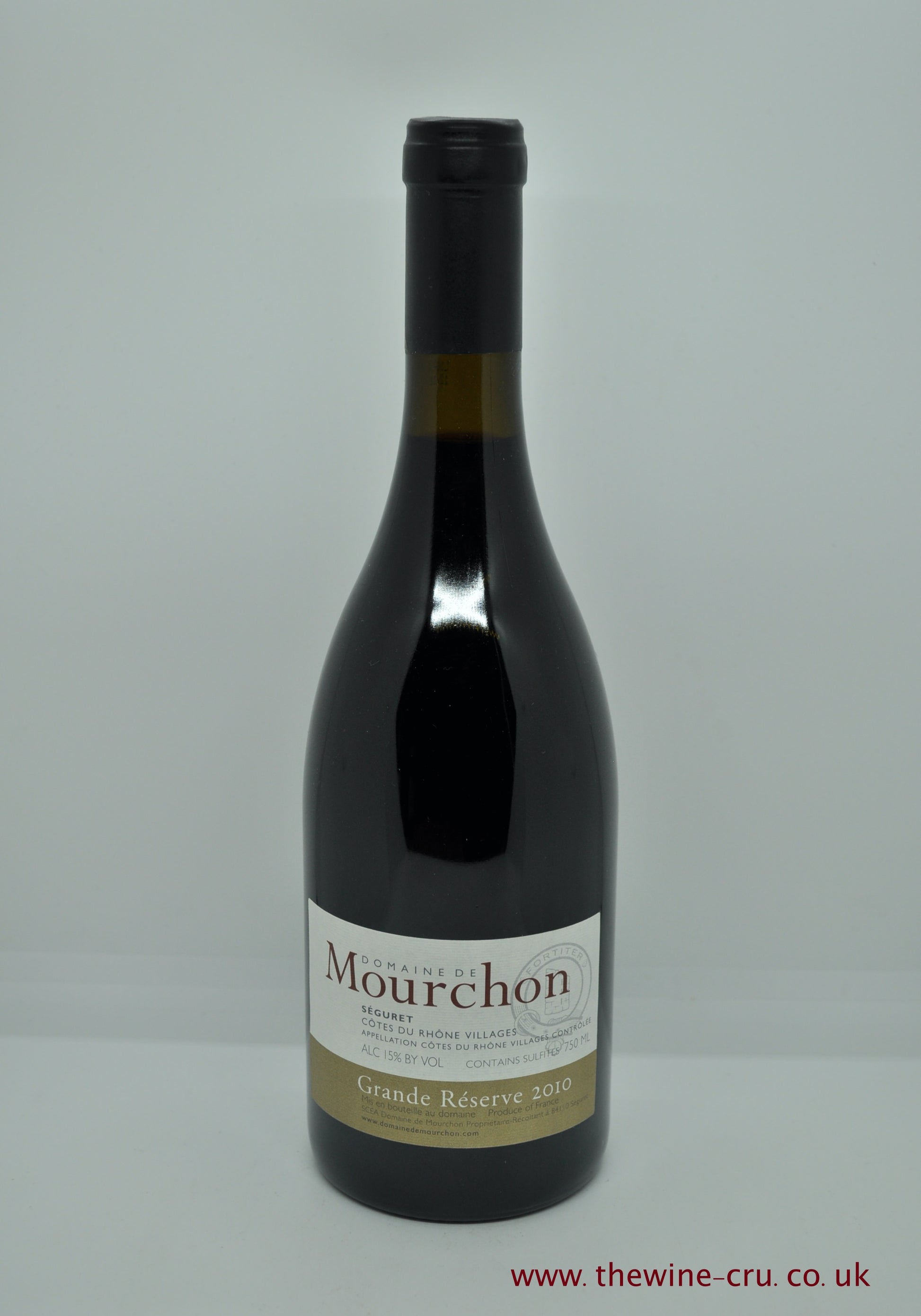 2010 vintage red wine. The bootle is in good condition. Immediate delivery. Free local delivery. Gift wrapping available.